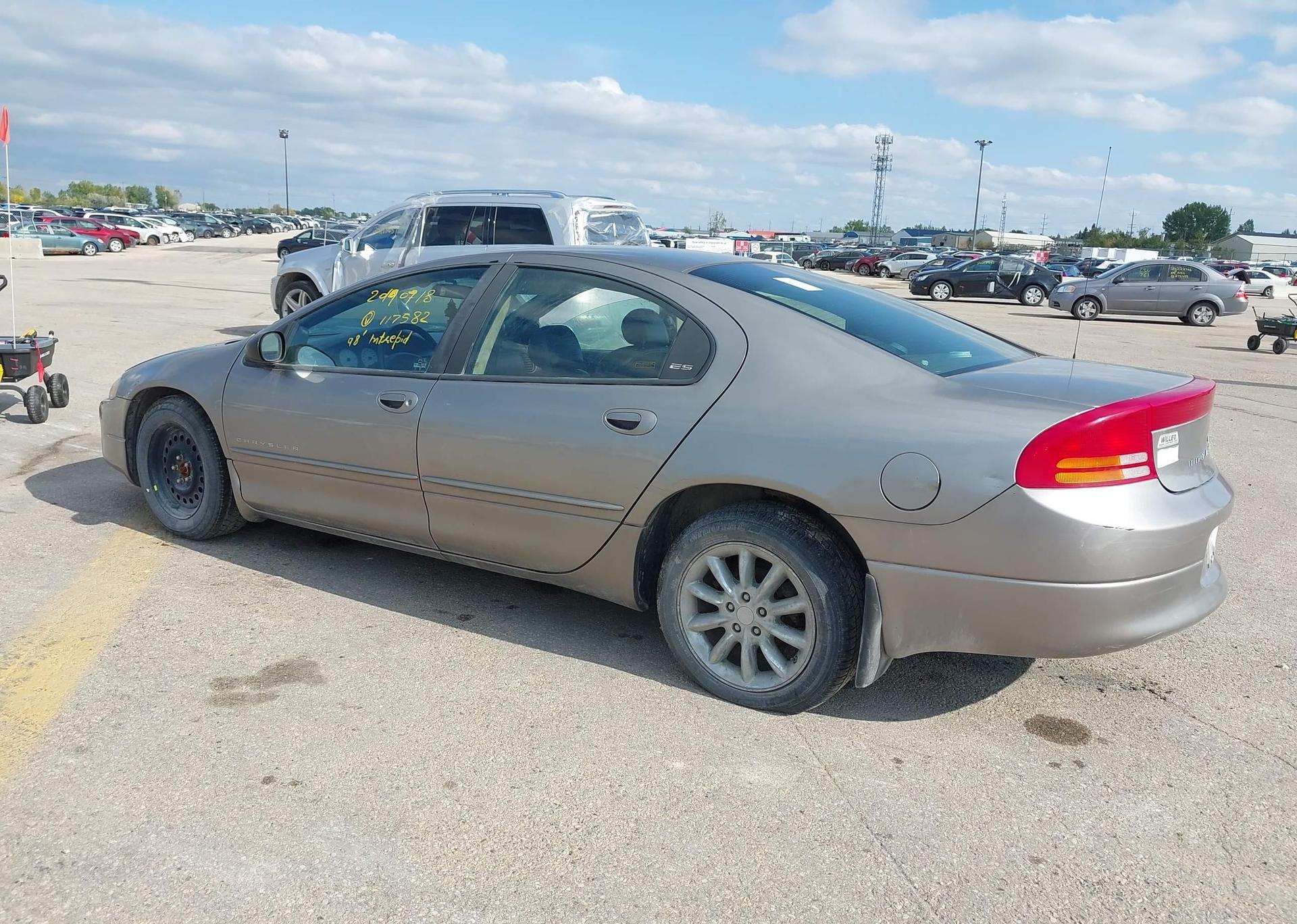 1998 CHRYSLER INTREPID ES