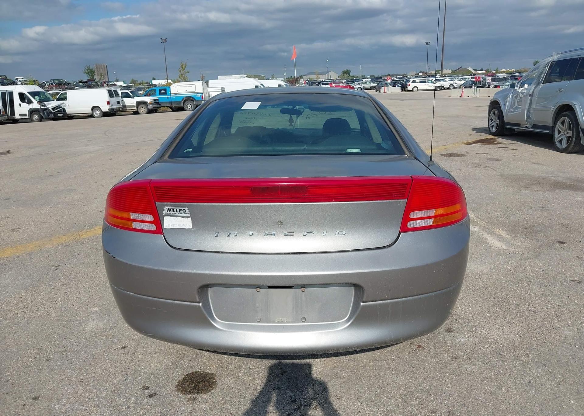 1998 CHRYSLER INTREPID ES