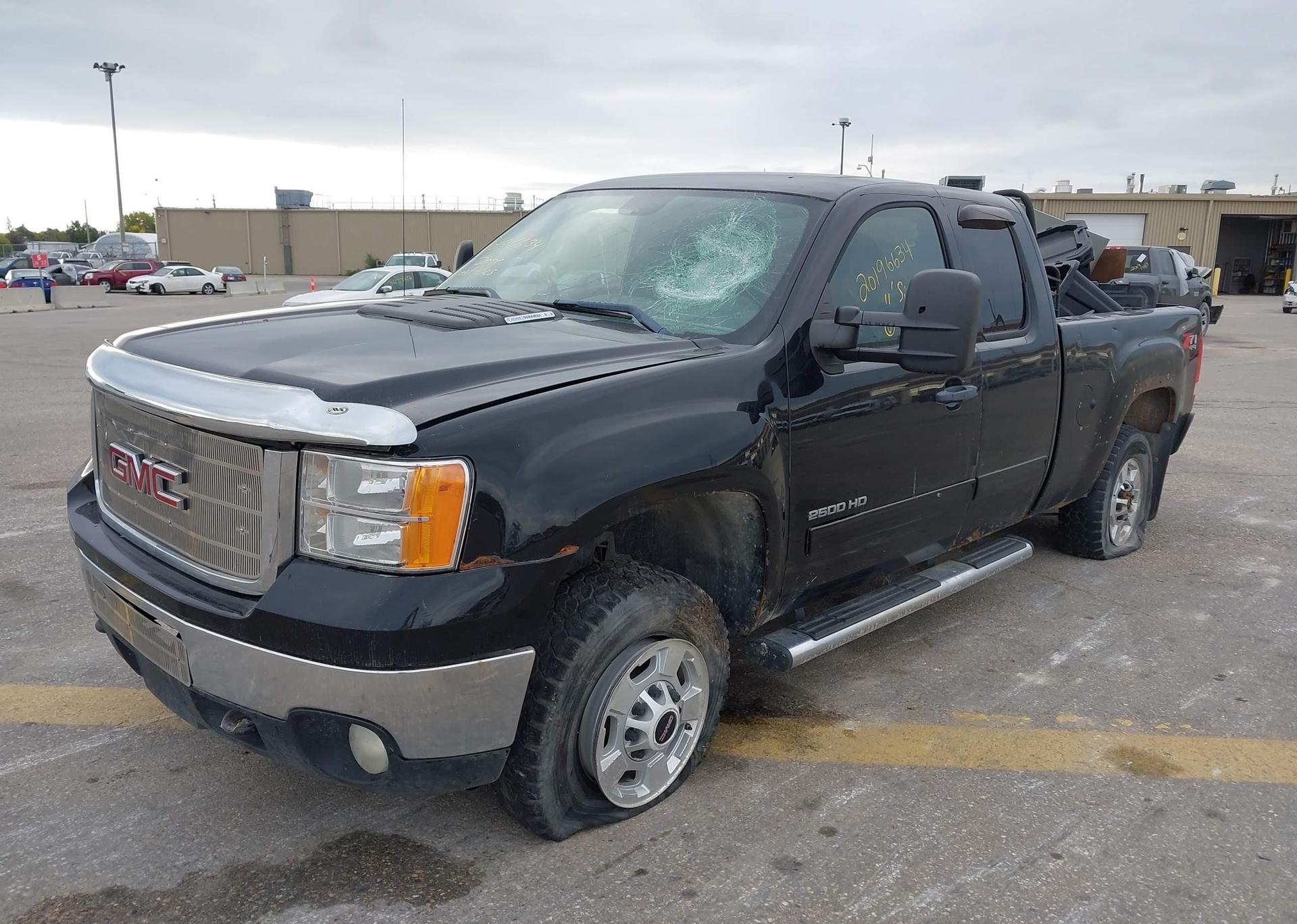 2011 GMC SIERRA 2500 HD SLE EXT CAB
