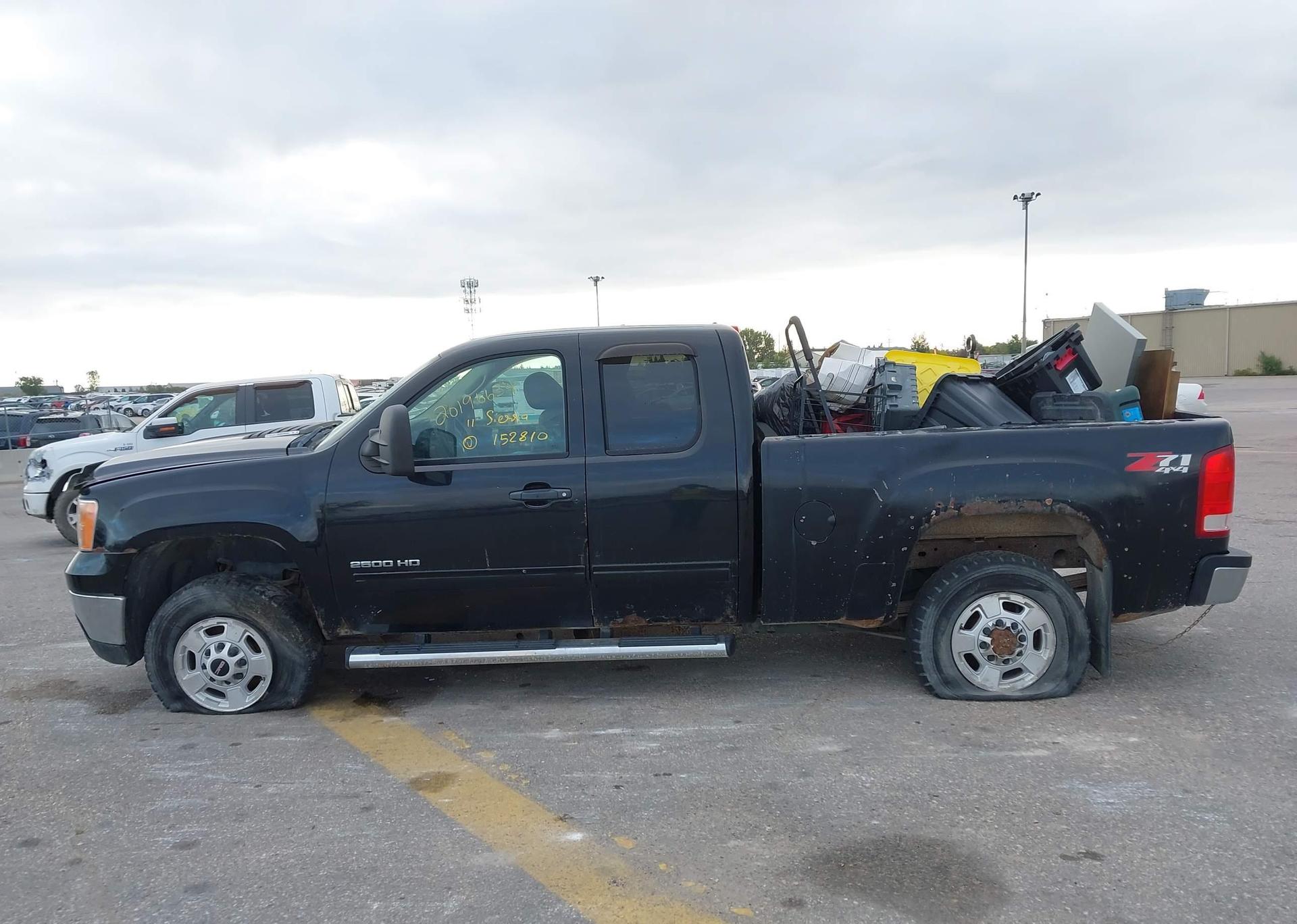 2011 GMC SIERRA 2500 HD SLE EXT CAB