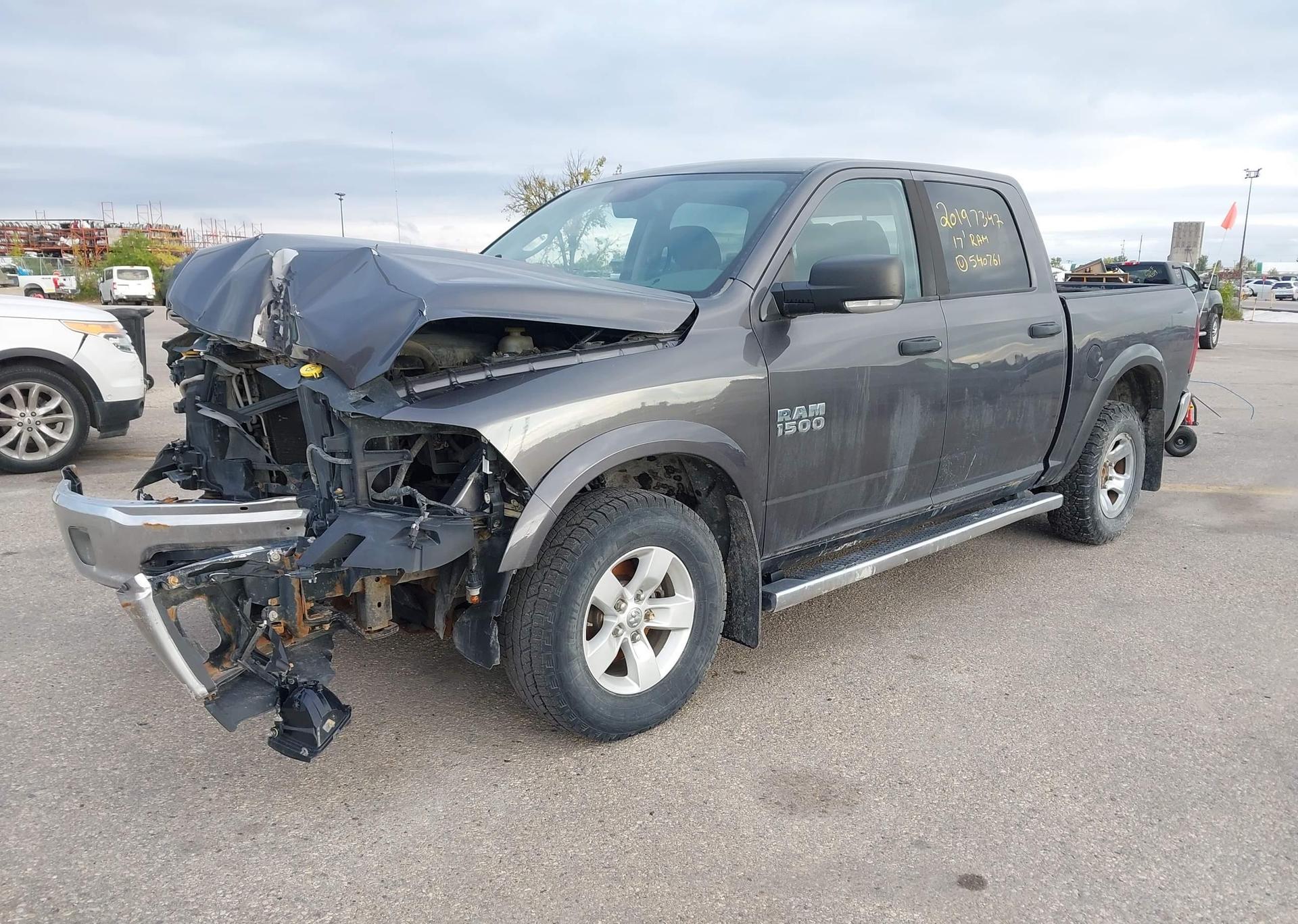 2017 DODGE RAM 1500 SLT CREW CAB