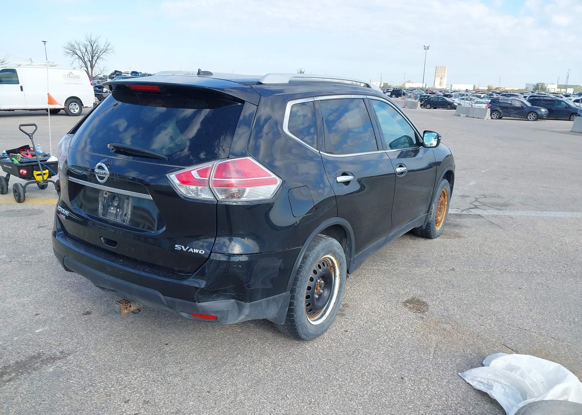 2016 NISSAN ROGUE S