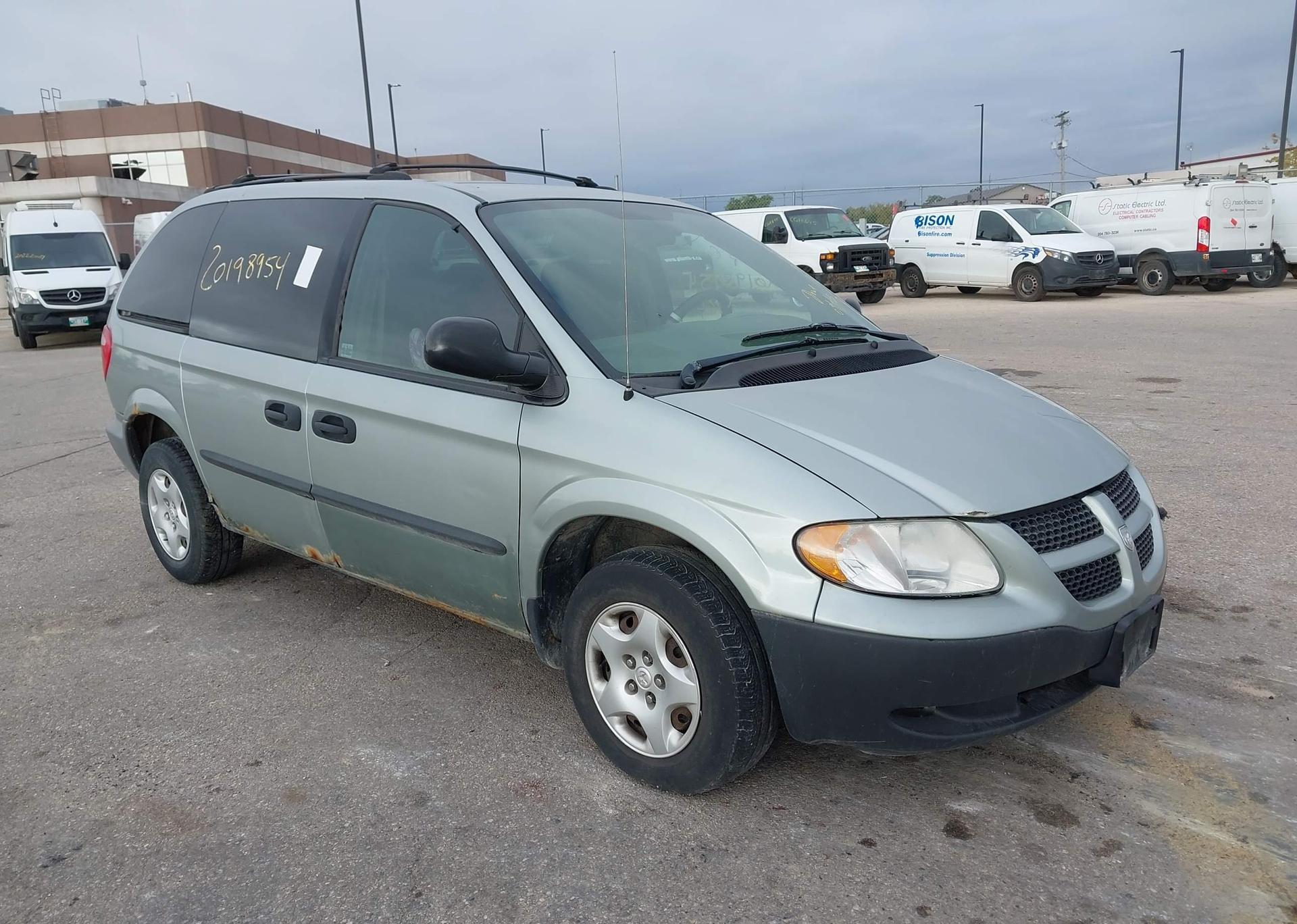 2003 DODGE CARAVAN SE
