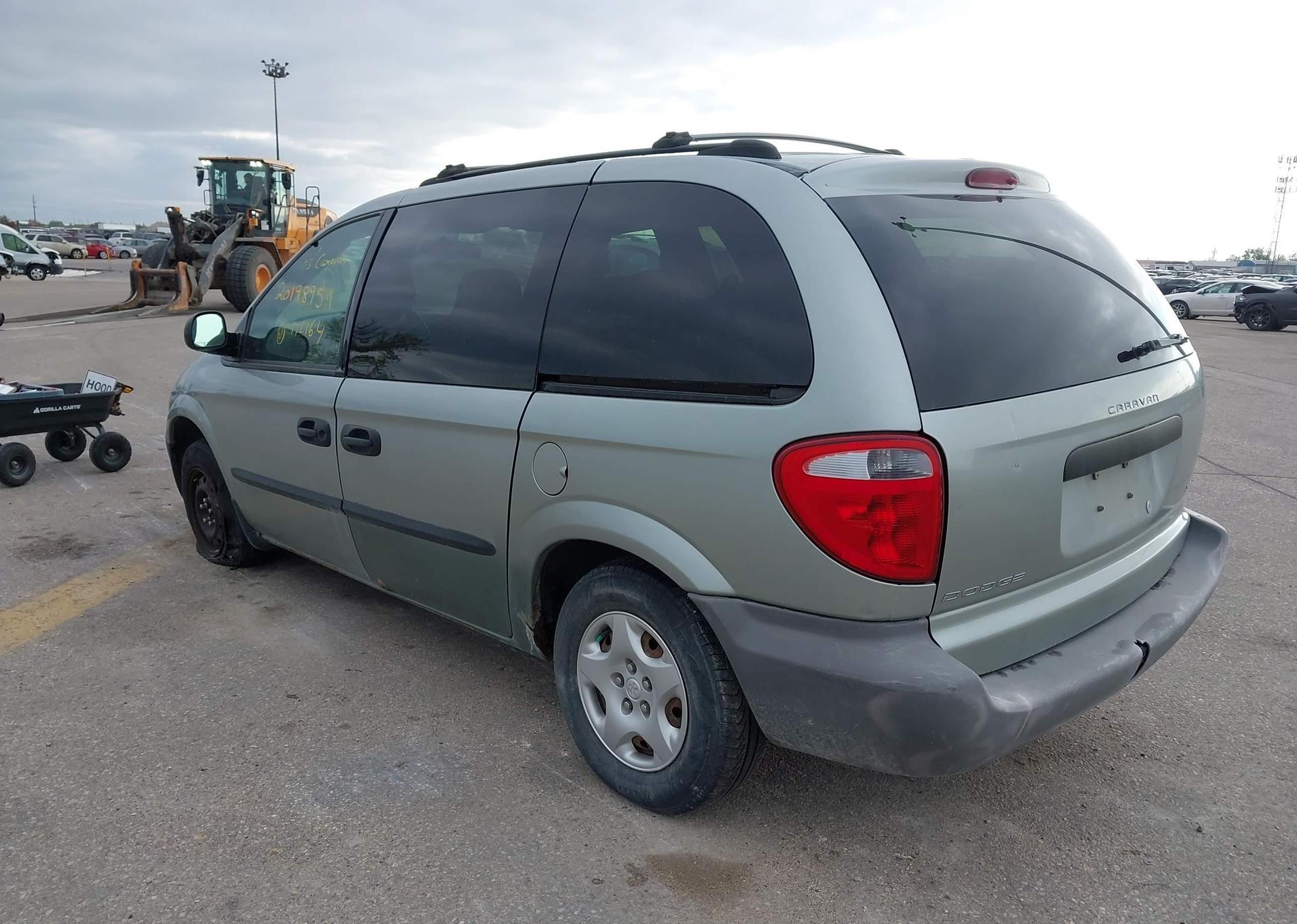 2003 DODGE CARAVAN SE