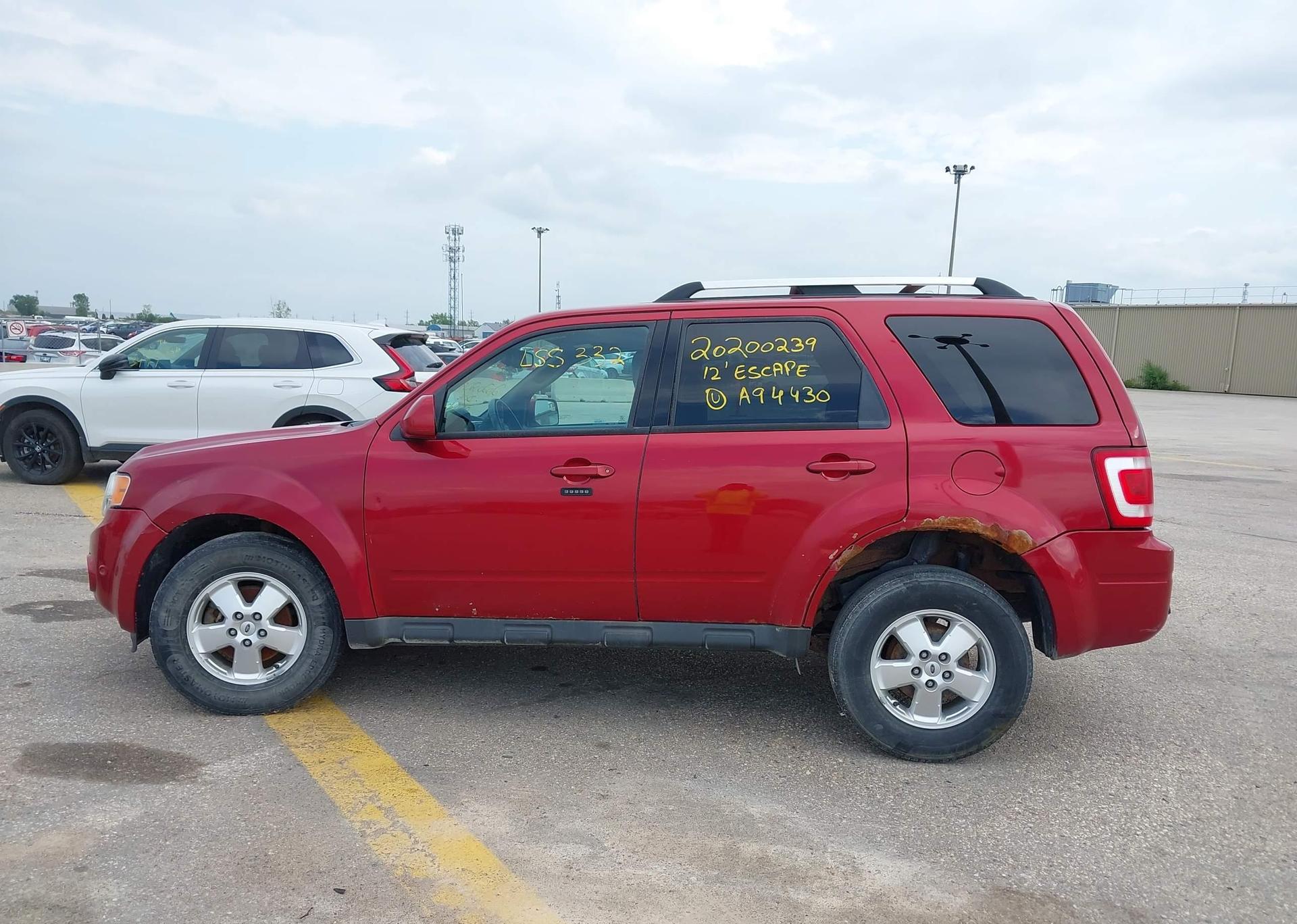 2012 FORD ESCAPE LIMITED