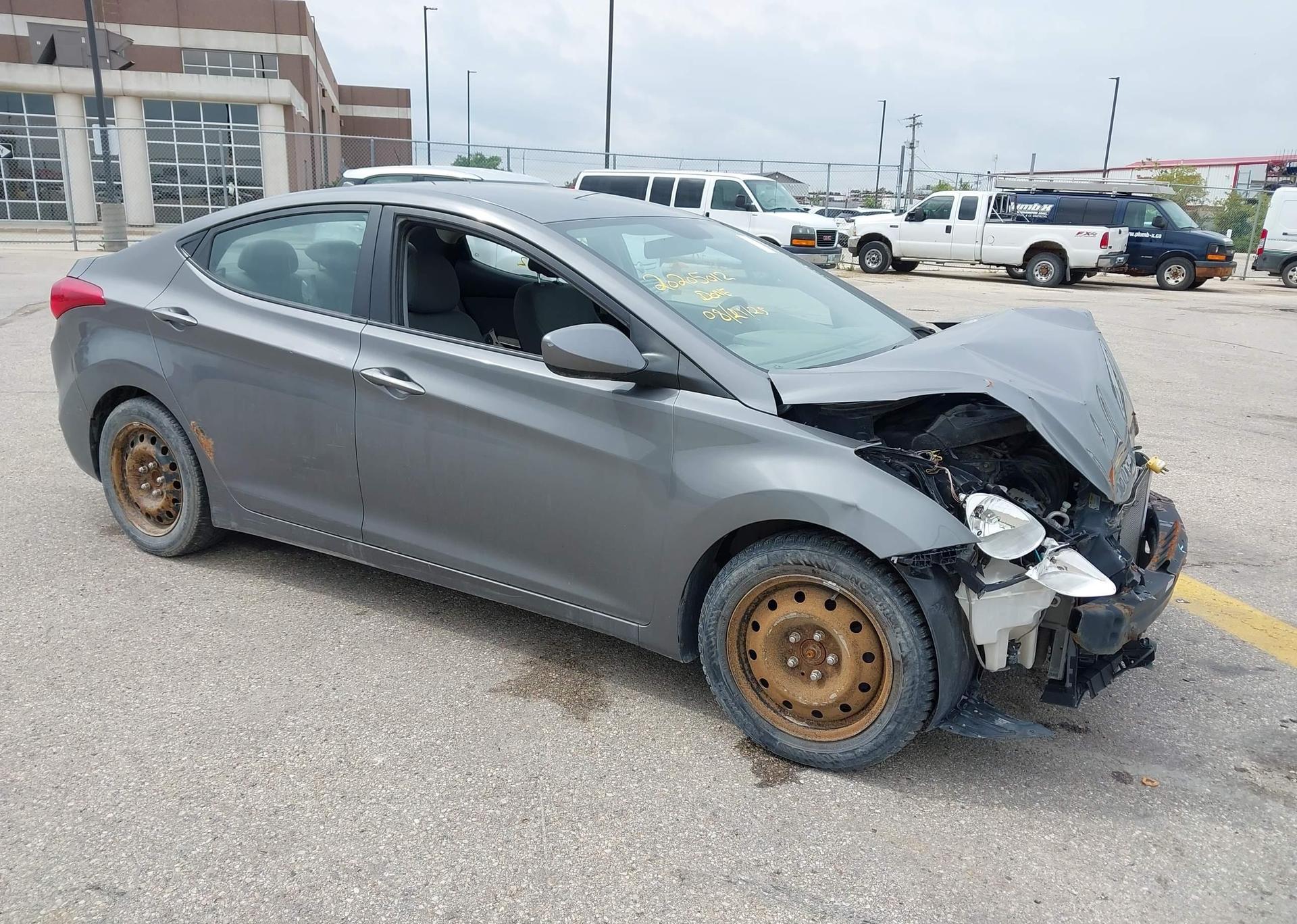 2013 HYUNDAI ELANTRA GL