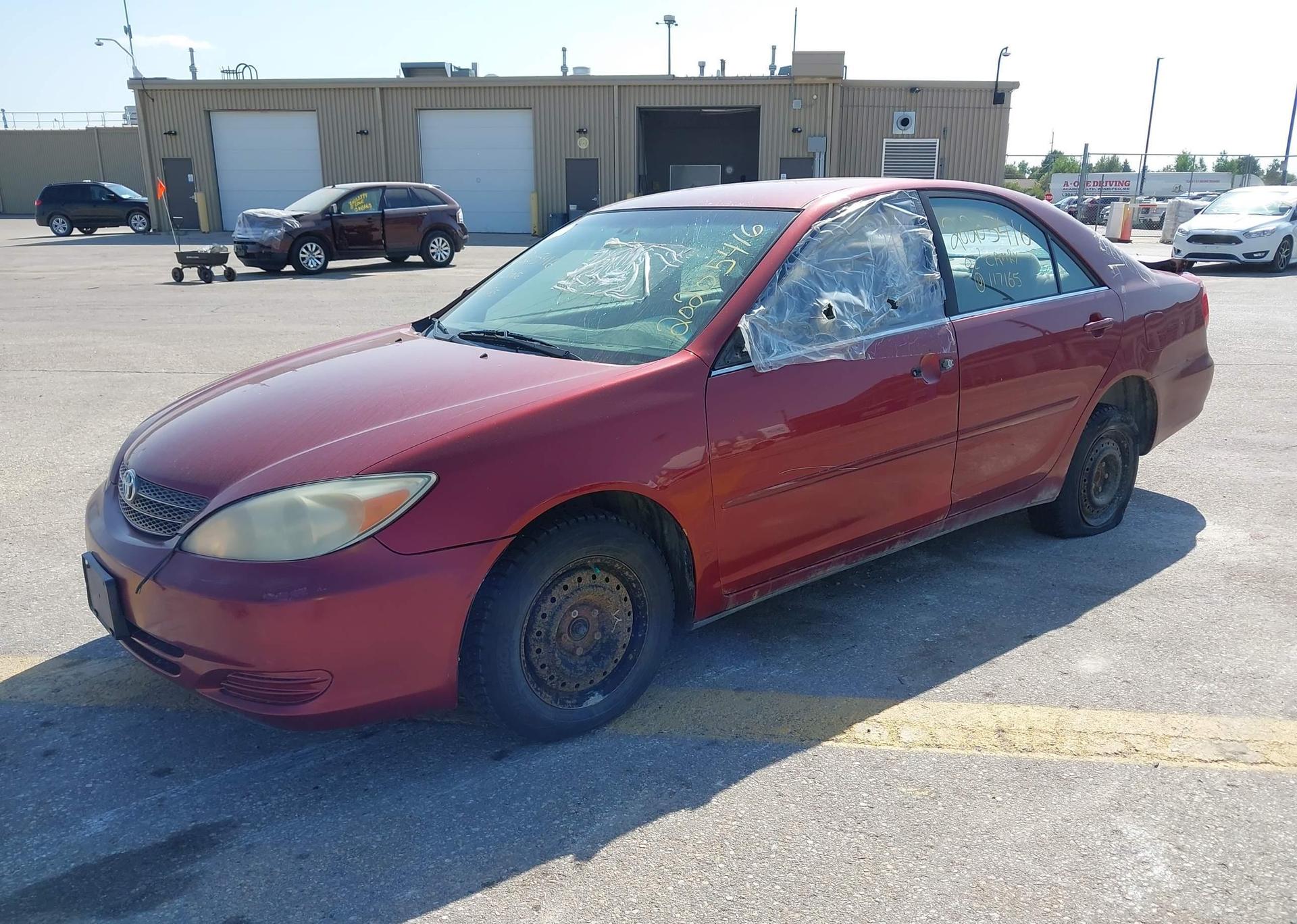 2002 TOYOTA CAMRY LE
