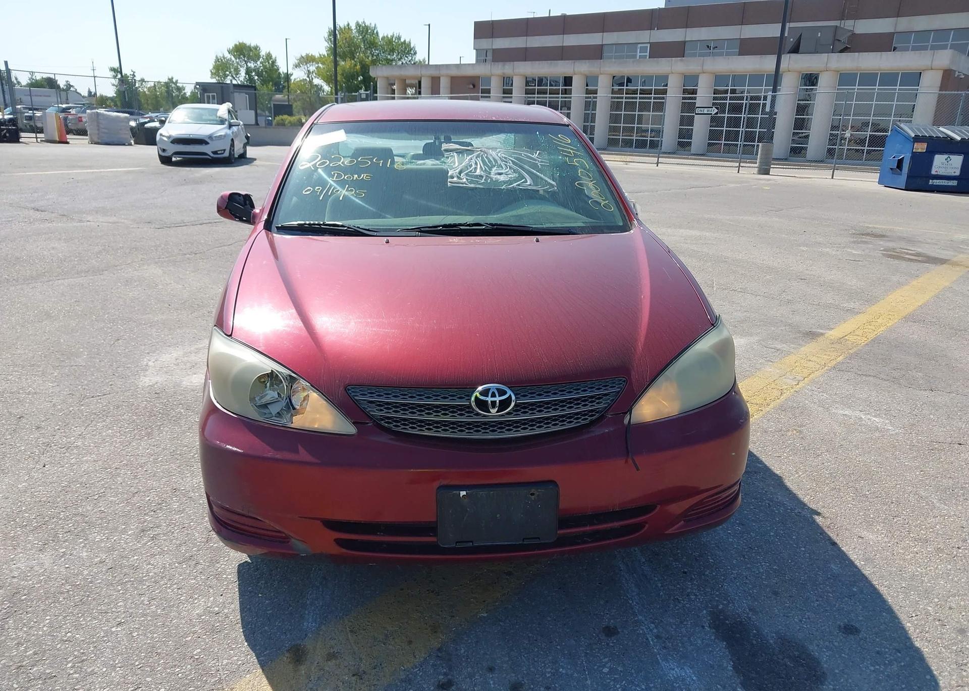 2002 TOYOTA CAMRY LE
