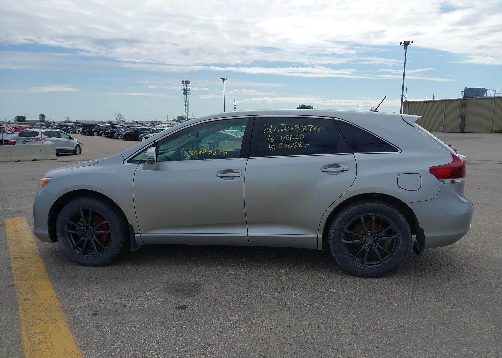 2016 TOYOTA VENZA