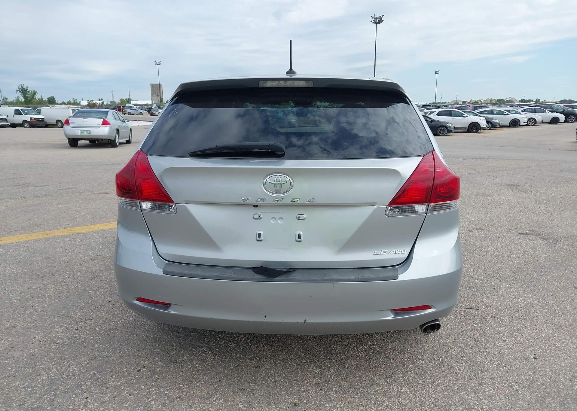 2016 TOYOTA VENZA