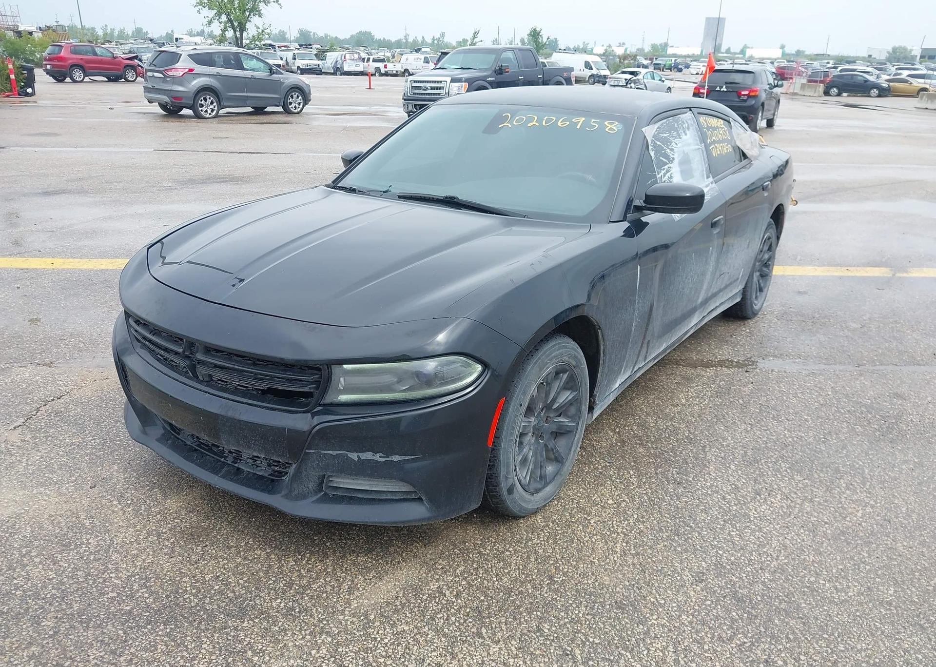 2018 DODGE CHARGER SE V8