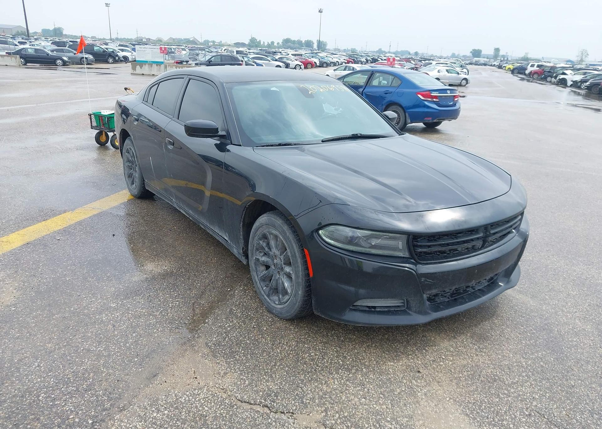 2018 DODGE CHARGER SE V8