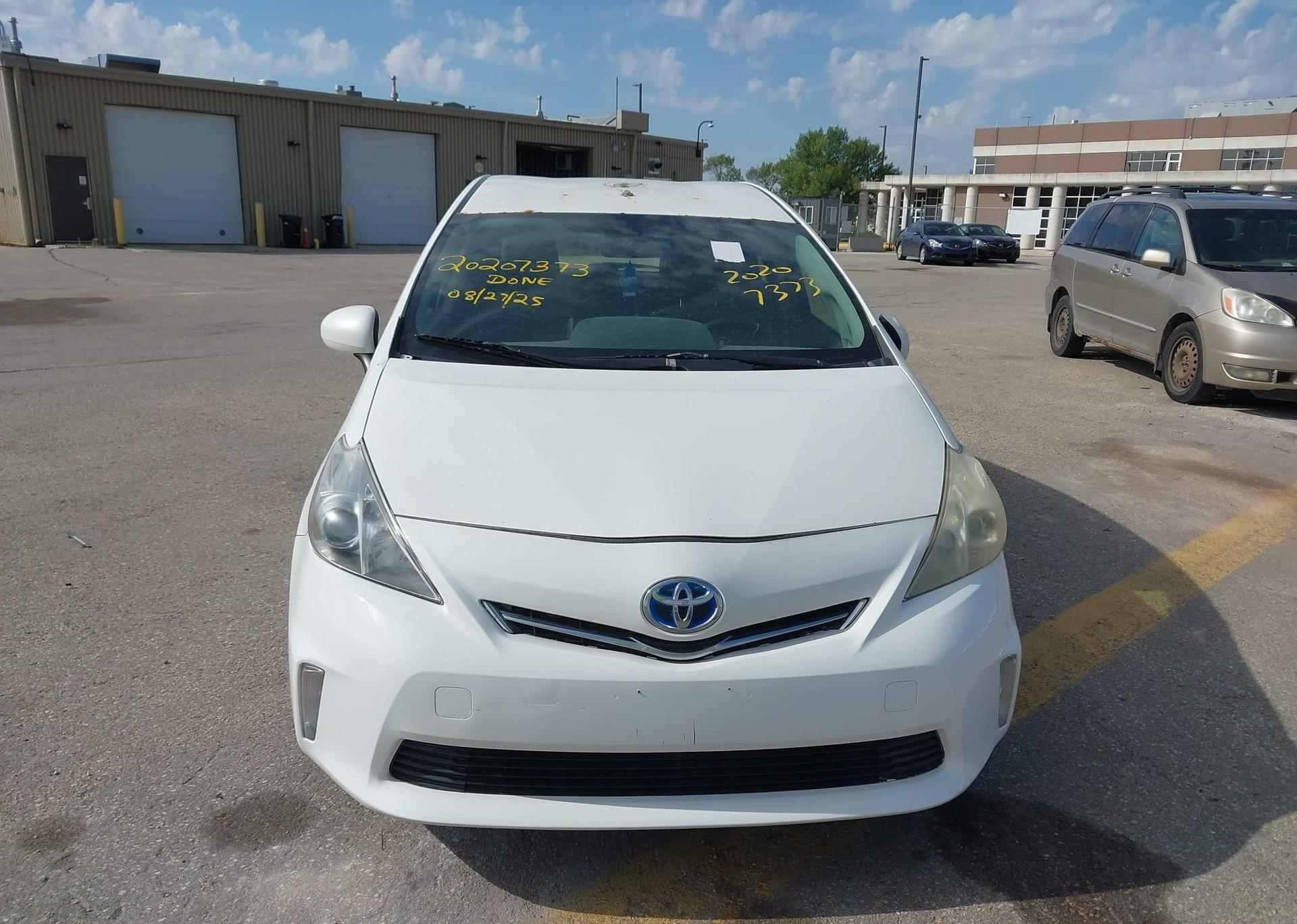 2014 TOYOTA PRIUS V