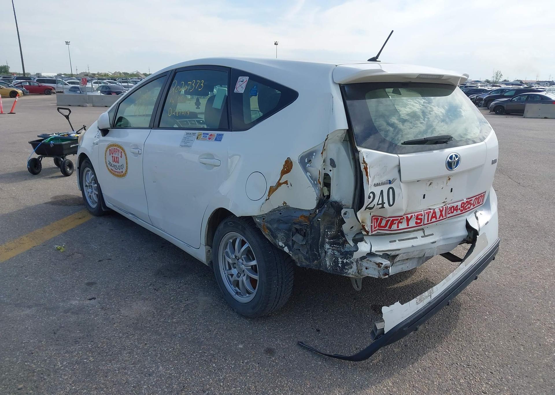 2014 TOYOTA PRIUS V