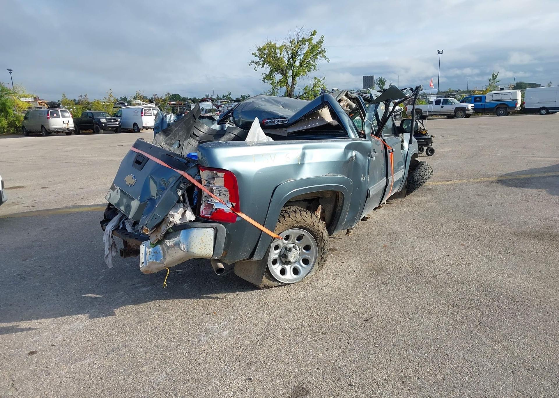 2011 CHEVROLET SILVERADO 1500 LS CREW CAB