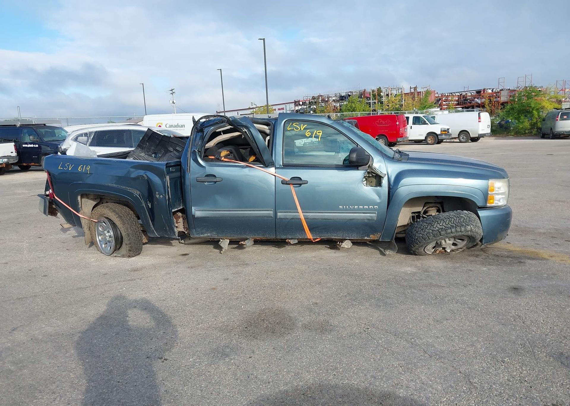 2011 CHEVROLET SILVERADO 1500 LS CREW CAB