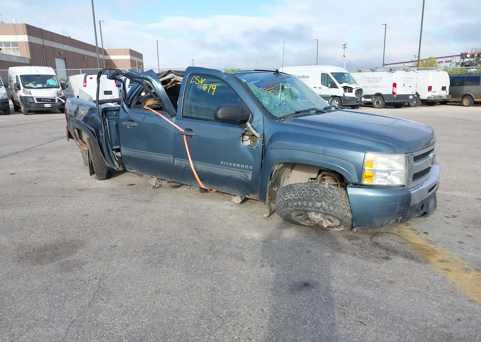 2011 CHEVROLET SILVERADO 1500 LS CREW CAB