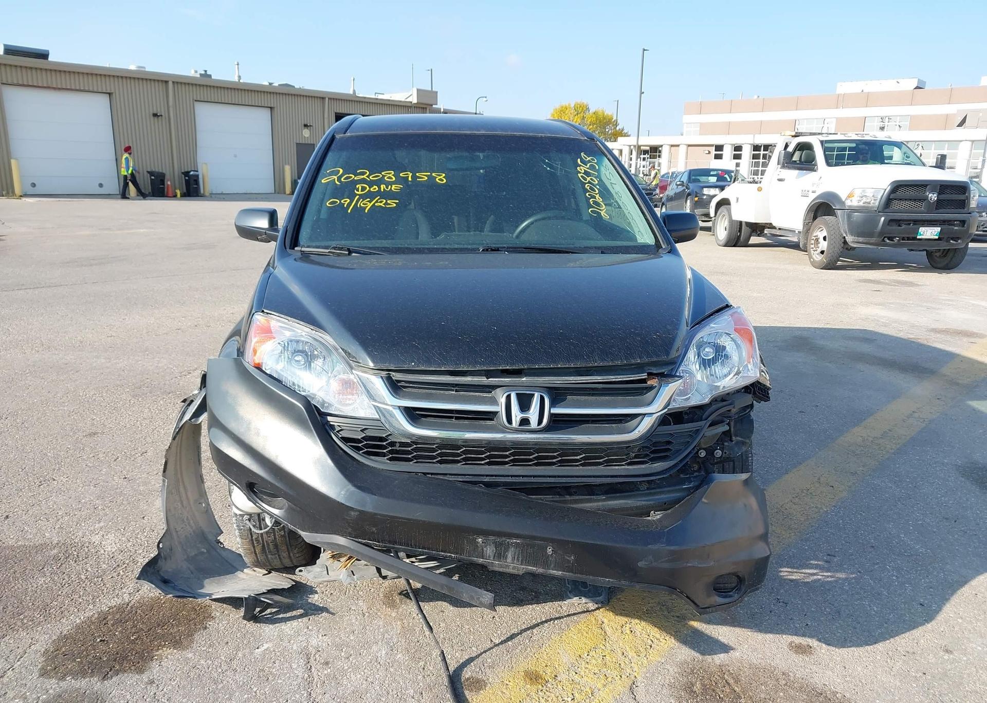 2011 HONDA CR-V LX