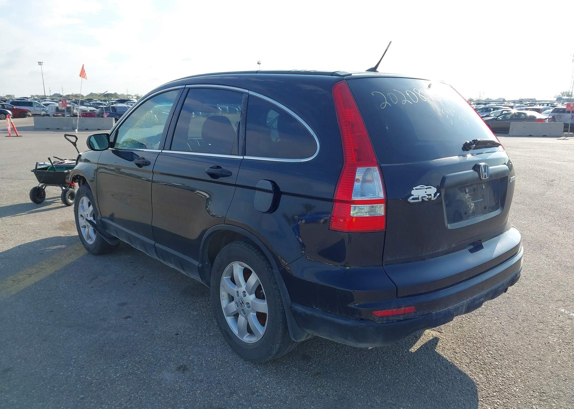 2011 HONDA CR-V LX