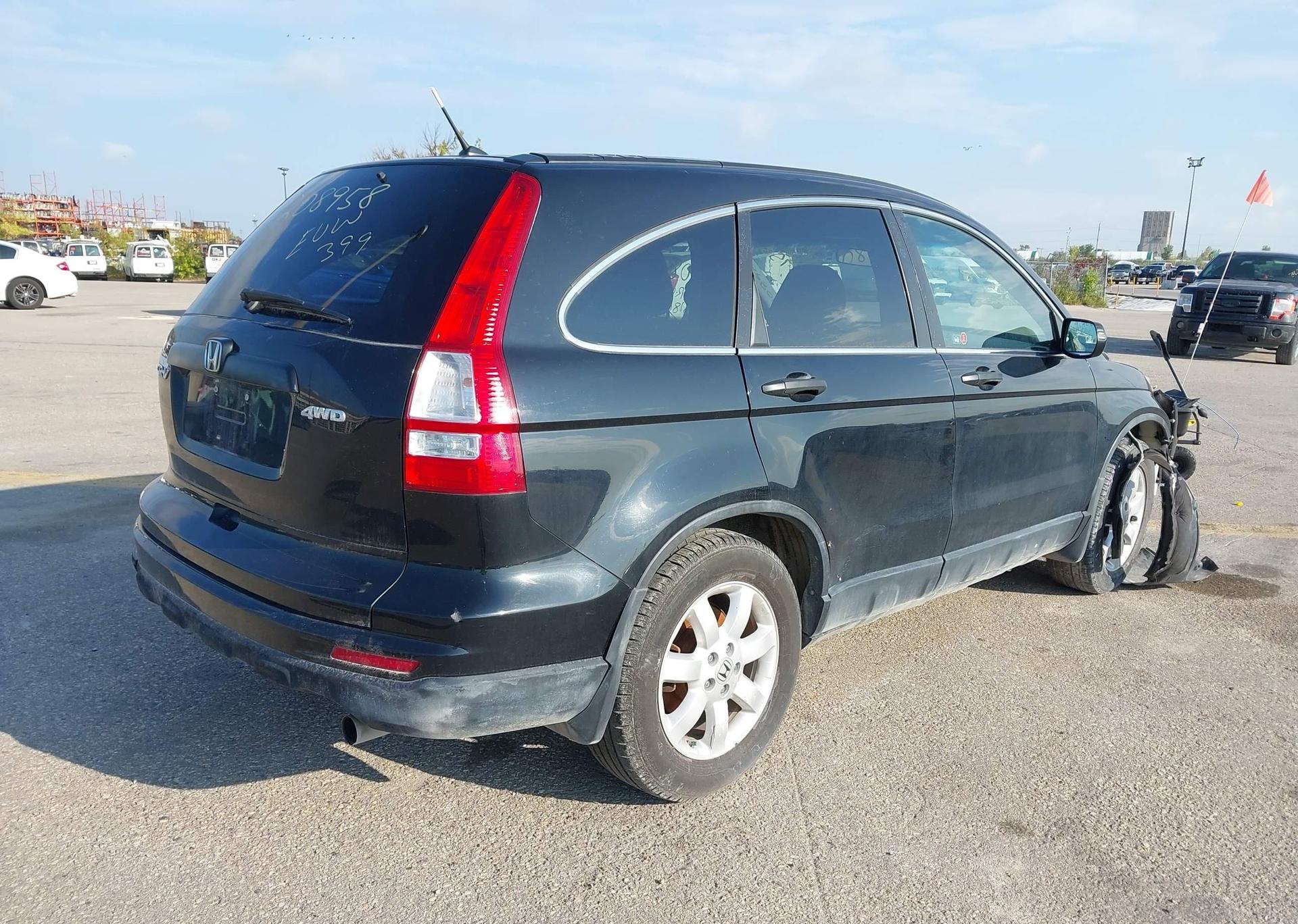2011 HONDA CR-V LX