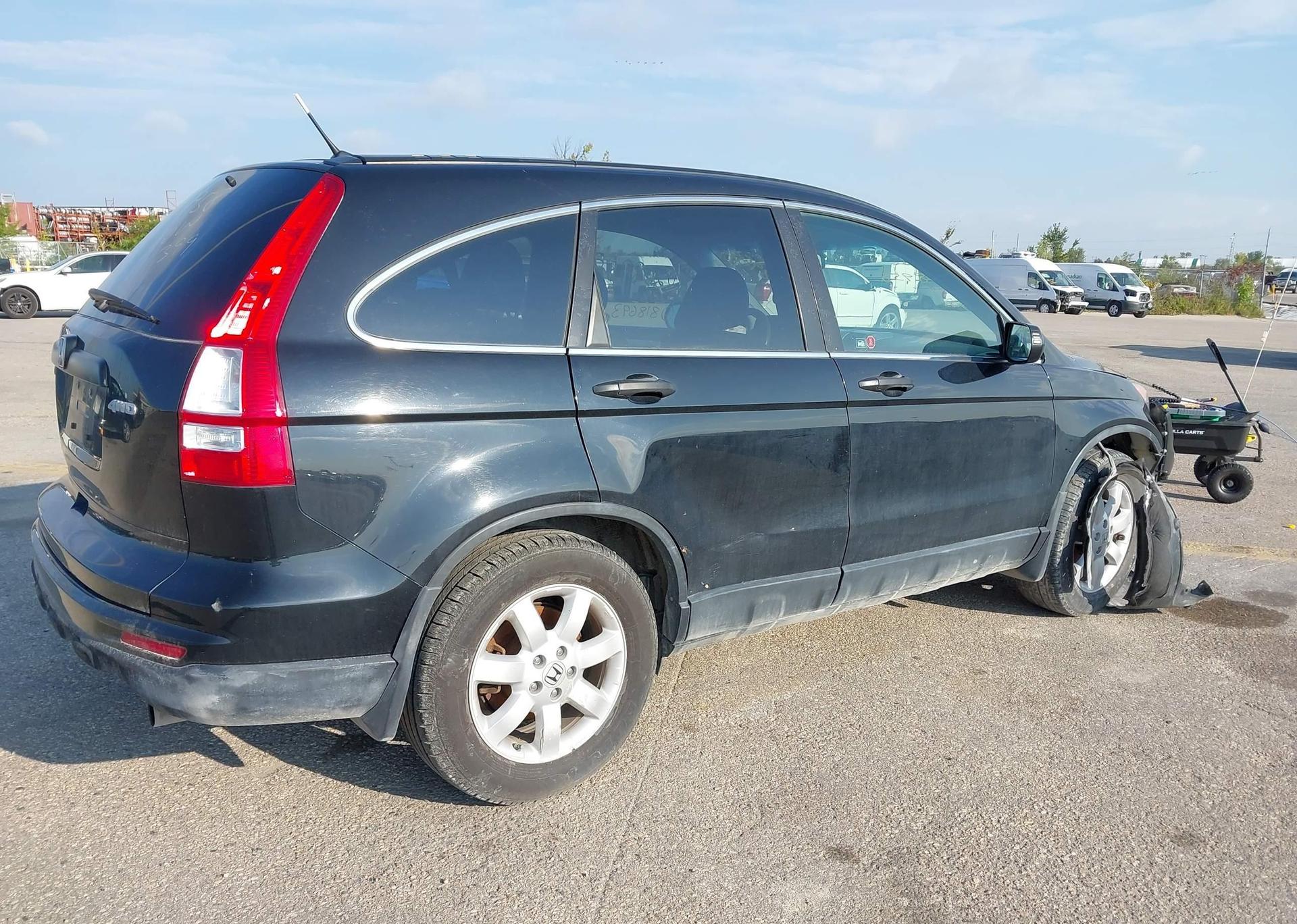 2011 HONDA CR-V LX