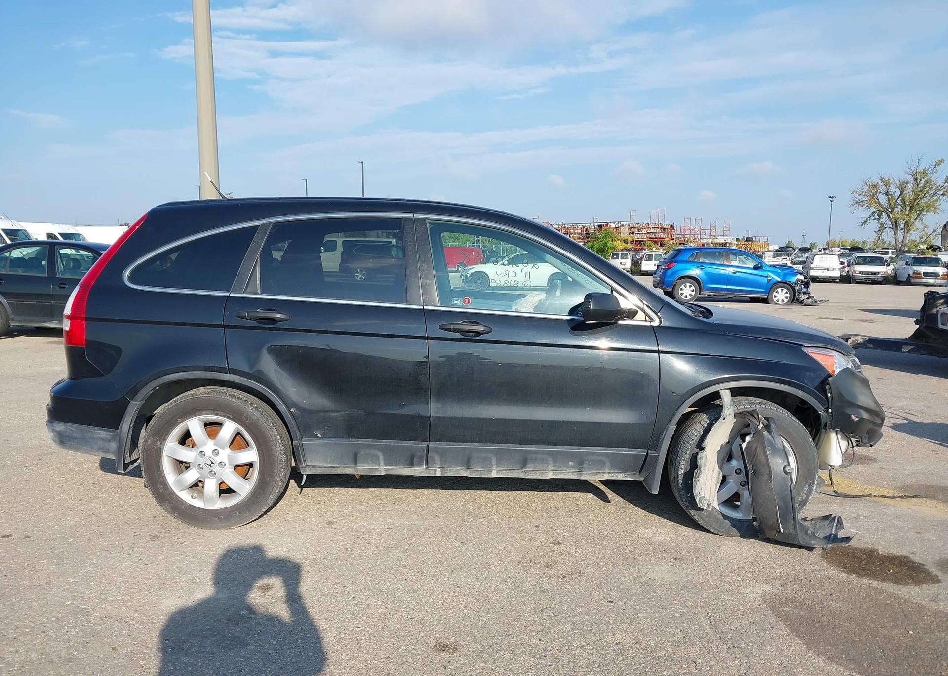 2011 HONDA CR-V LX