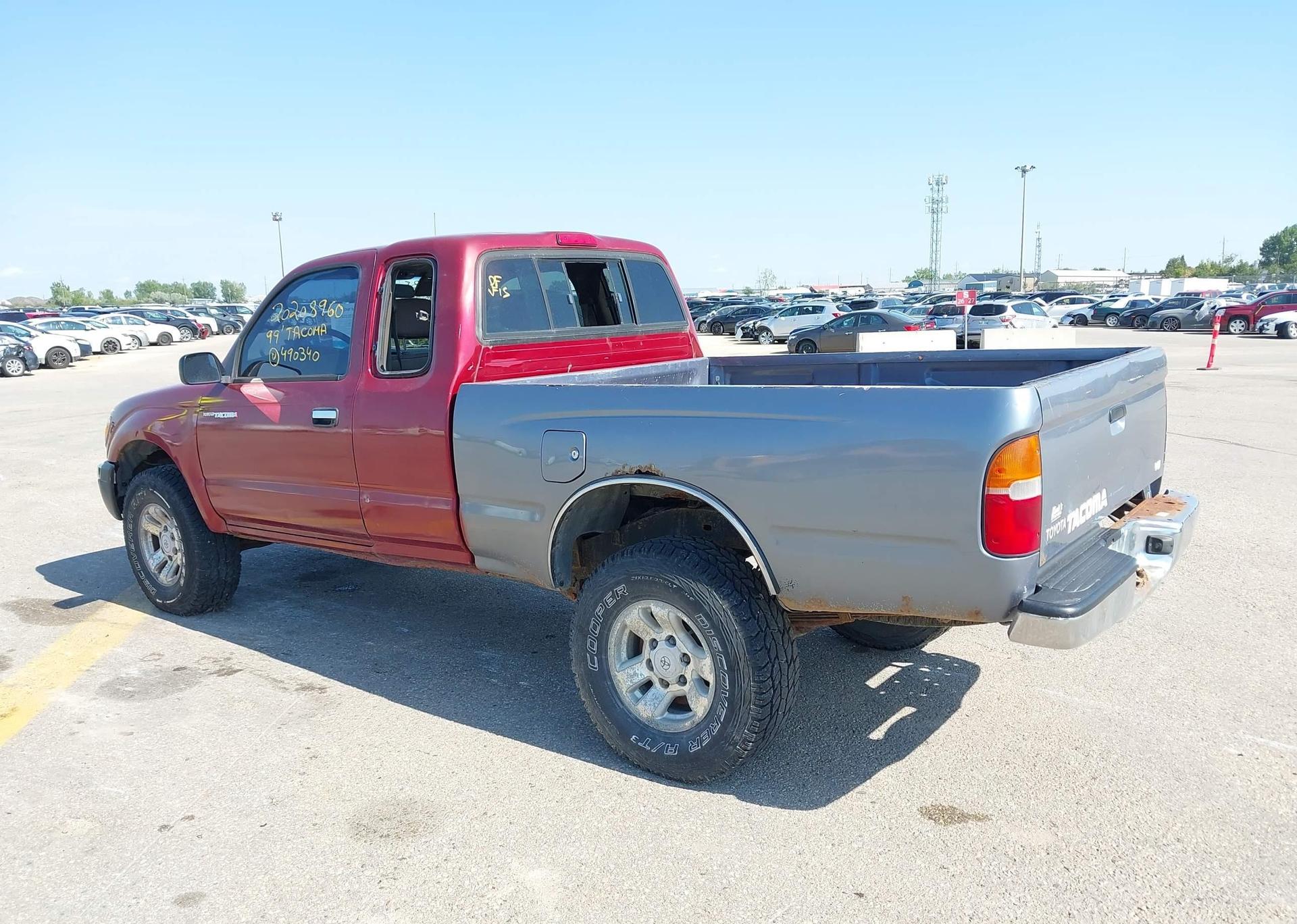 1999 TOYOTA TACOMA SR5 V6 XTRACAB
