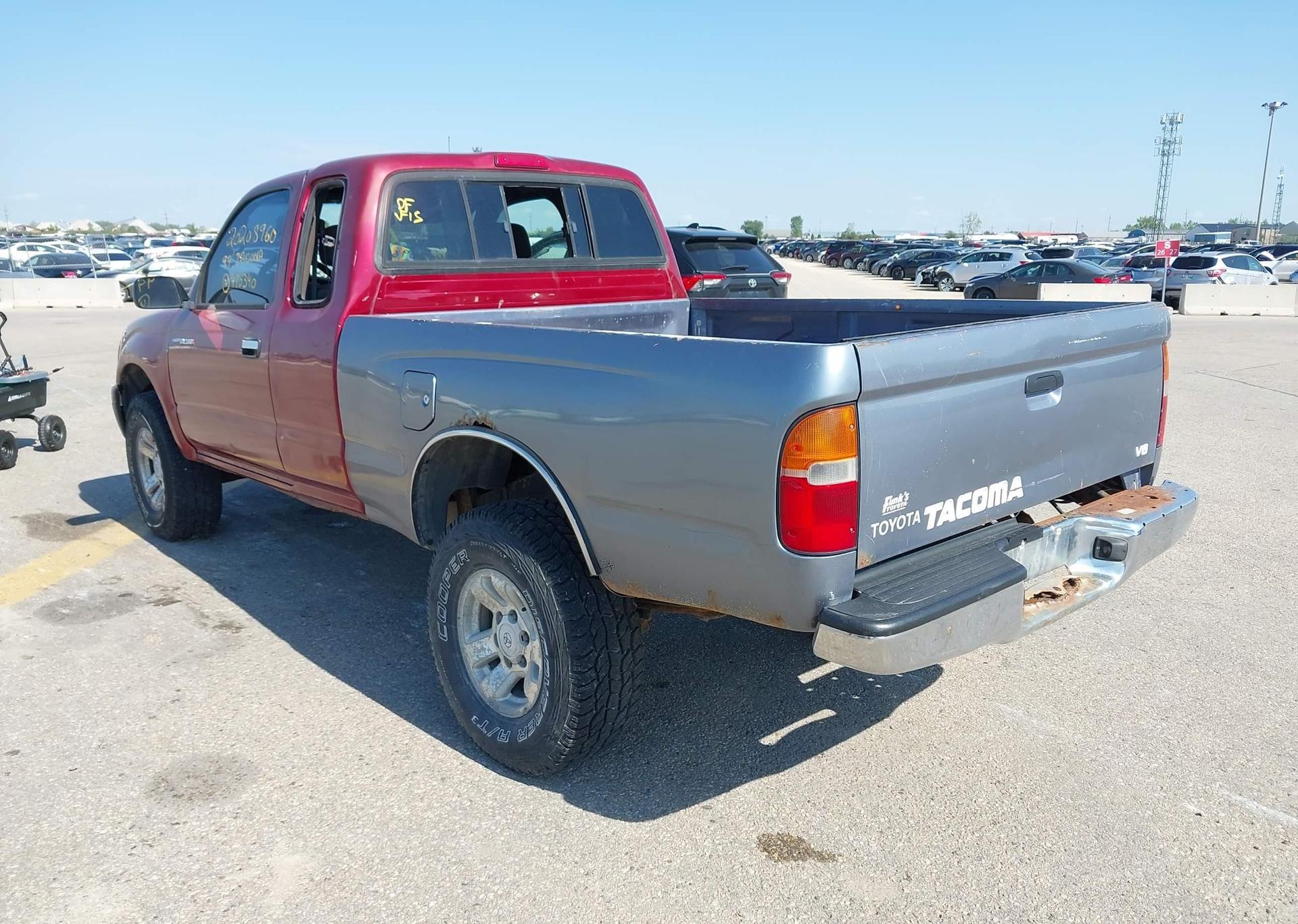 1999 TOYOTA TACOMA SR5 V6 XTRACAB
