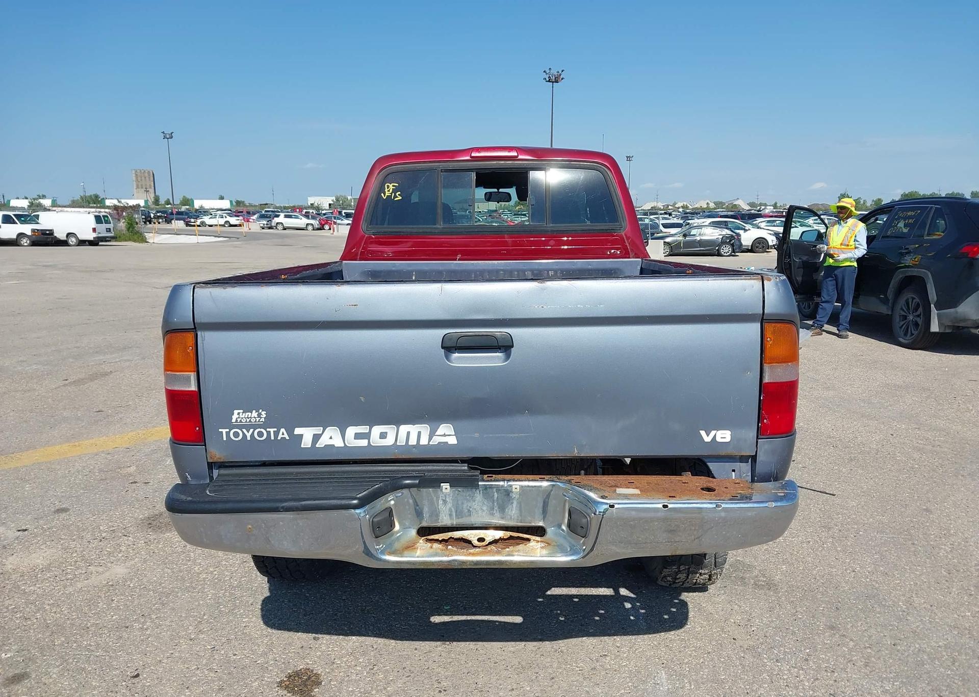1999 TOYOTA TACOMA SR5 V6 XTRACAB