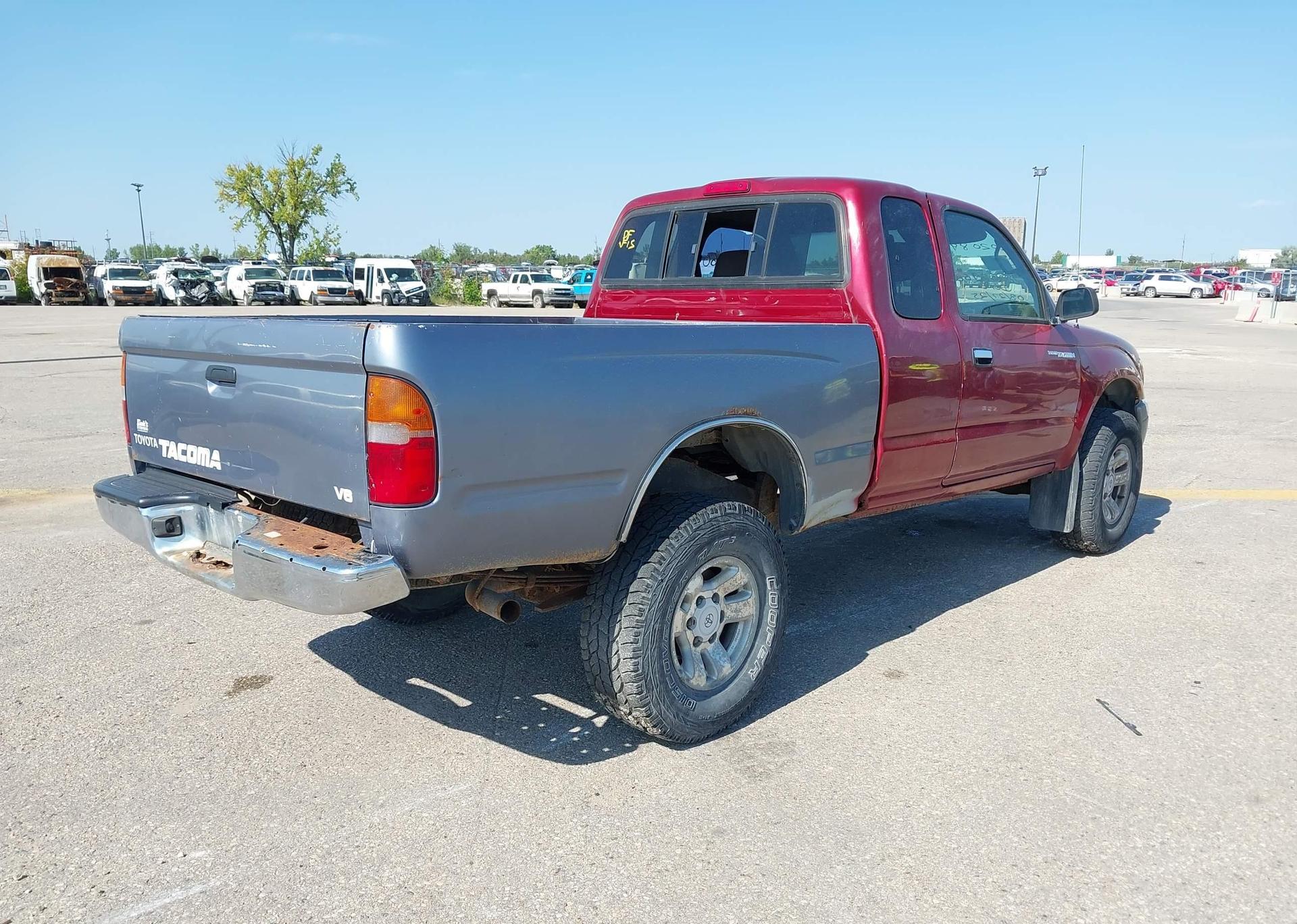 1999 TOYOTA TACOMA SR5 V6 XTRACAB