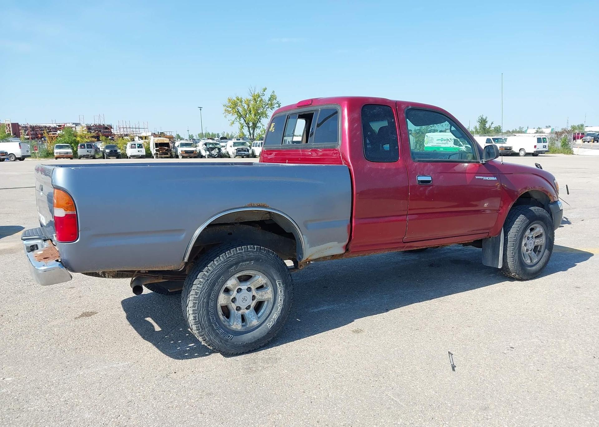 1999 TOYOTA TACOMA SR5 V6 XTRACAB