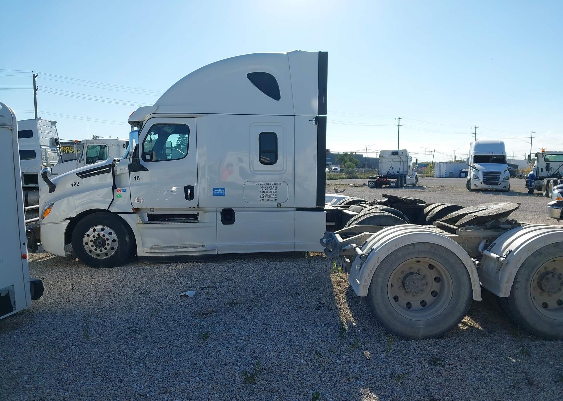 2019 FREIGHTLINER CASCADIA 126