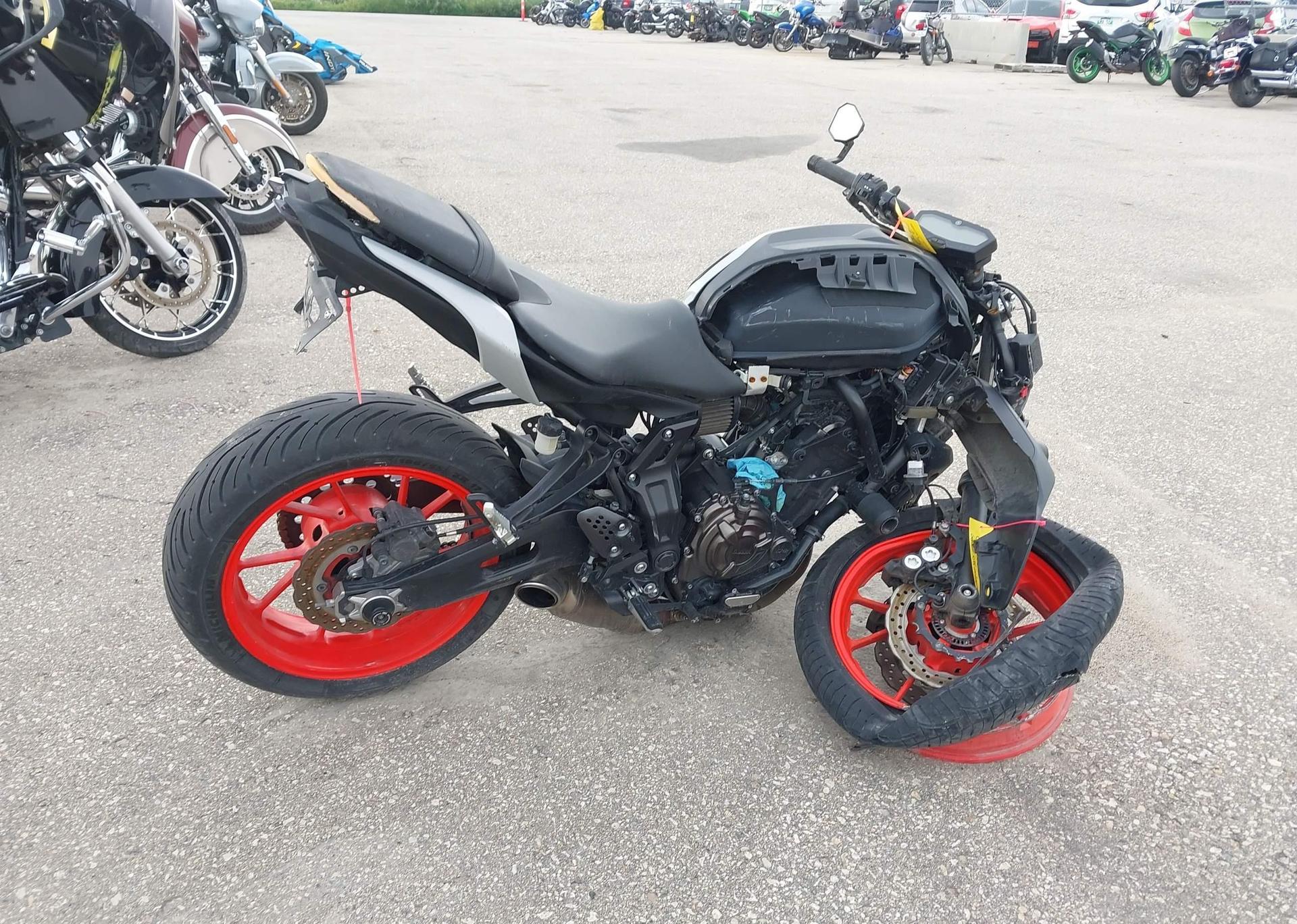 2019 YAMAHA MT-07