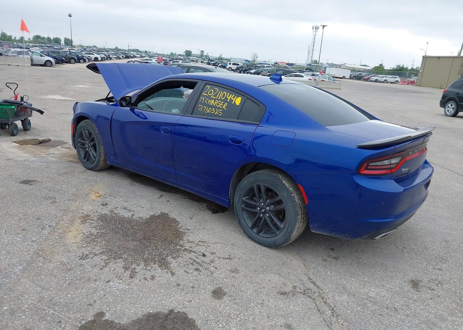 2019 DODGE CHARGER SXT