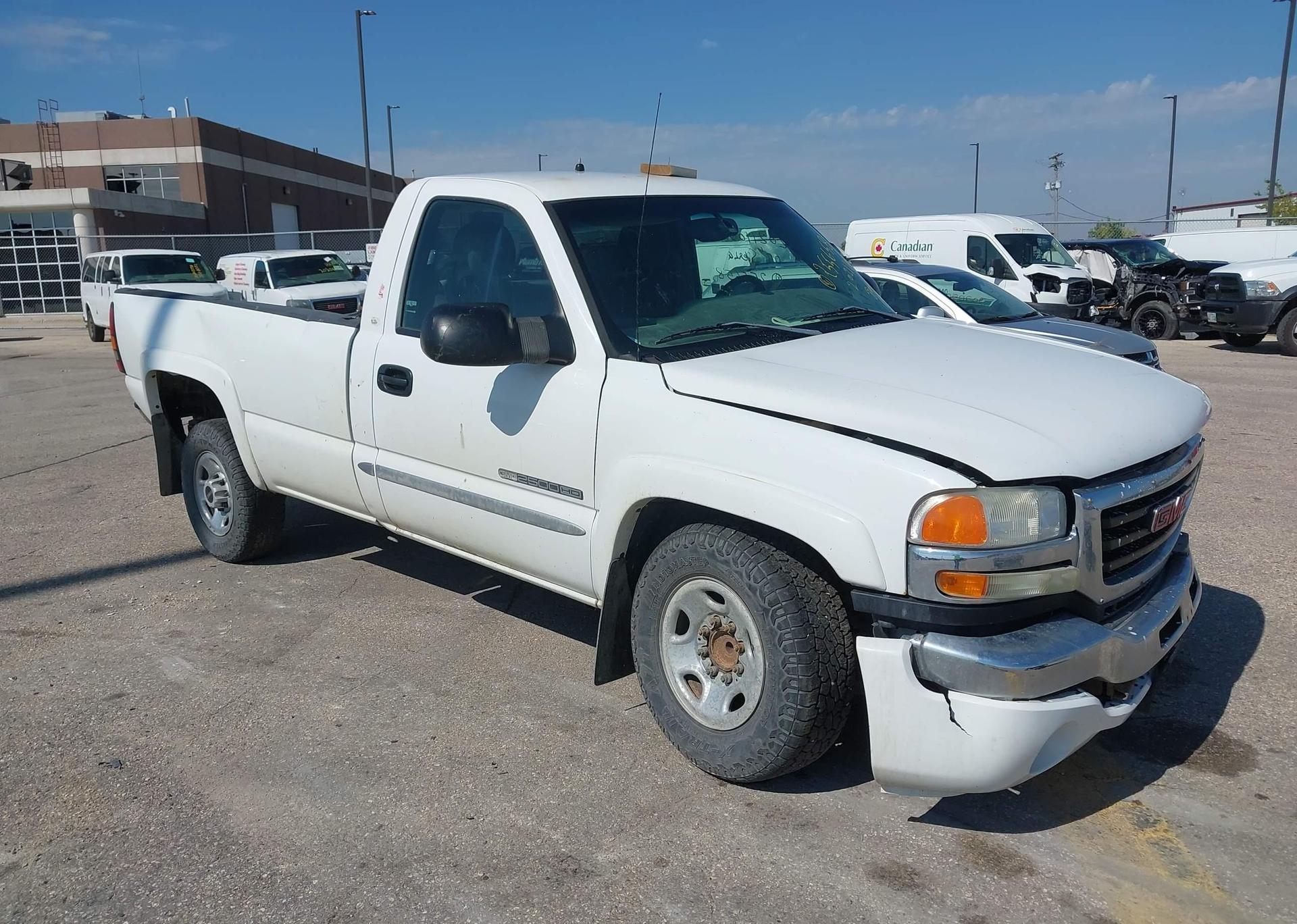 2005 GMC SIERRA 2500 HD PICKUP