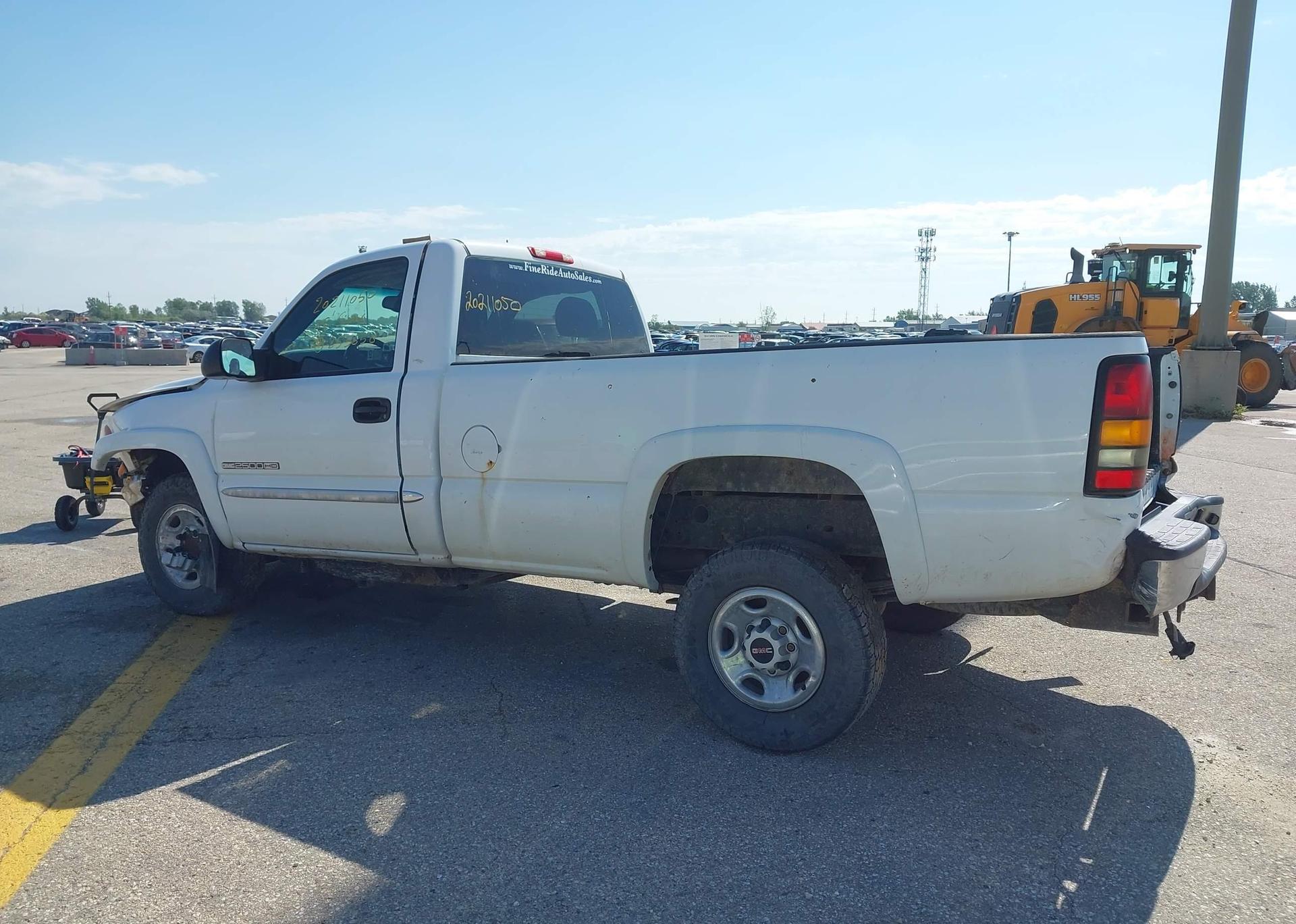 2005 GMC SIERRA 2500 HD PICKUP