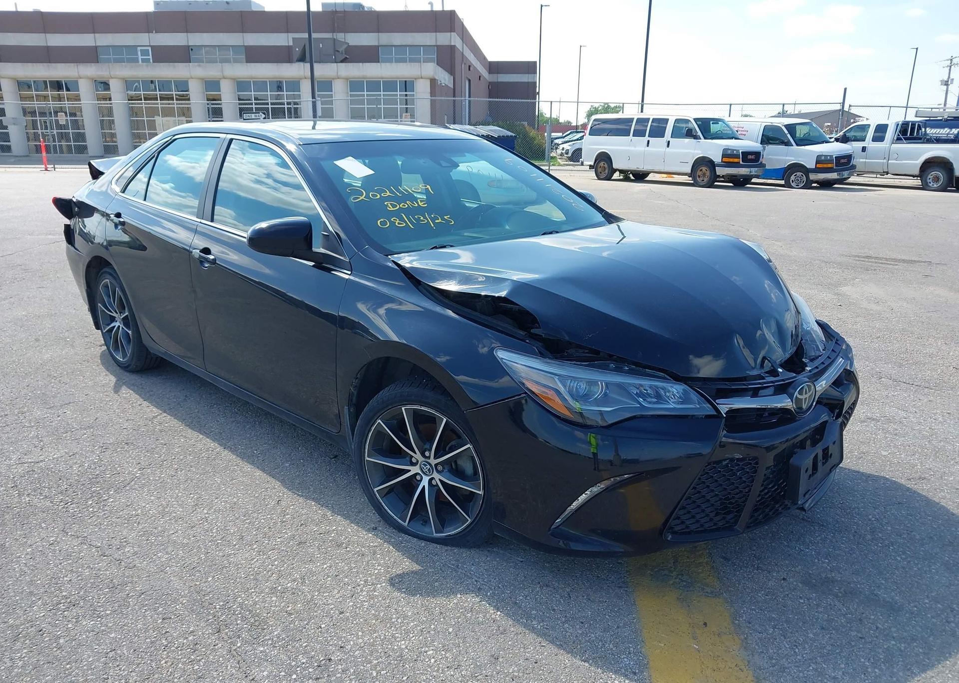 2017 TOYOTA CAMRY XSE V6