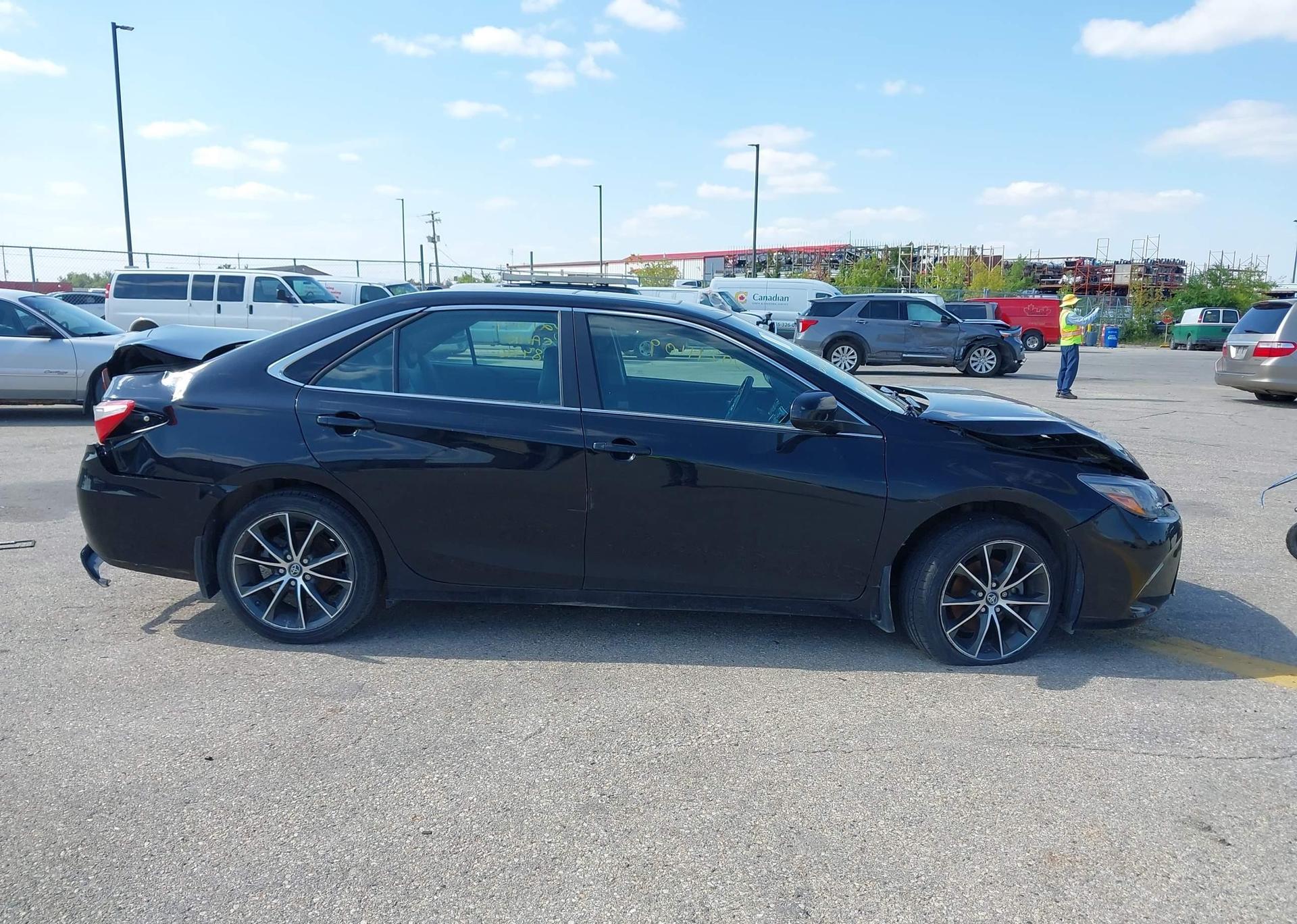 2017 TOYOTA CAMRY XSE V6