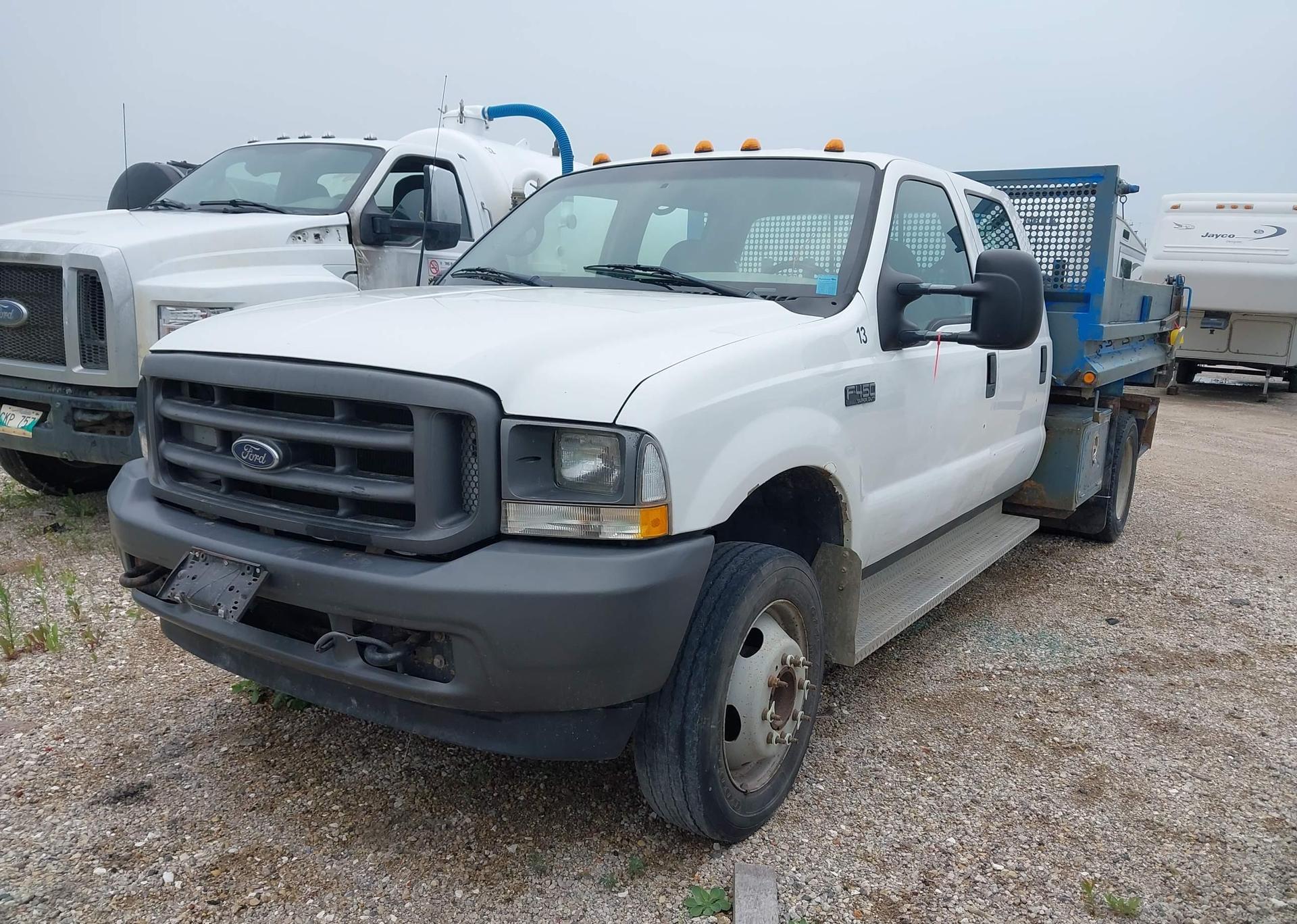 2002 FORD F450 SD XL CREW CAB
