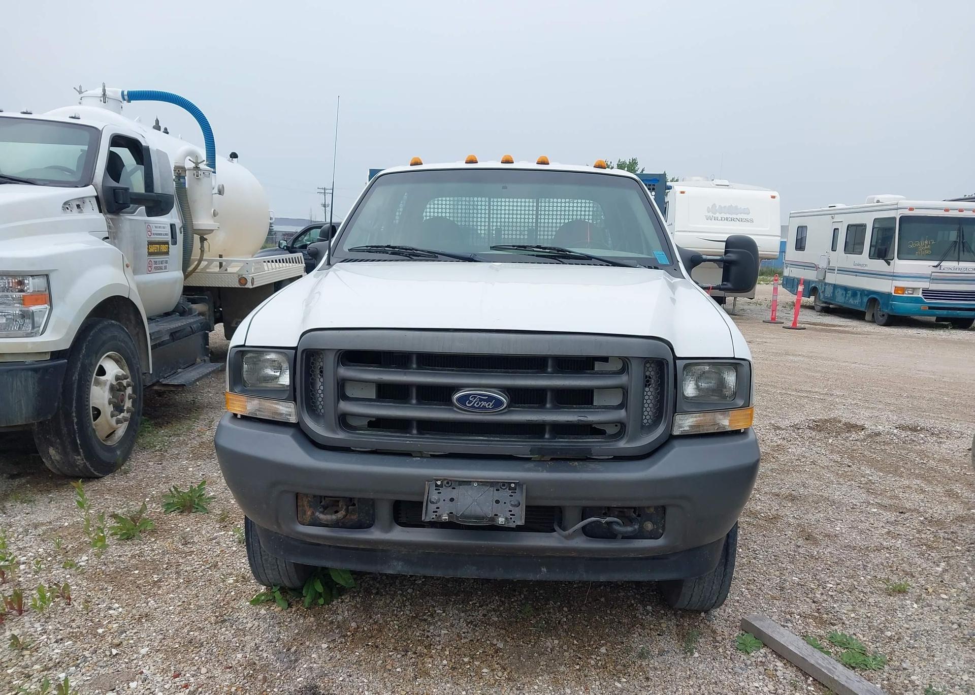 2002 FORD F450 SD XL CREW CAB