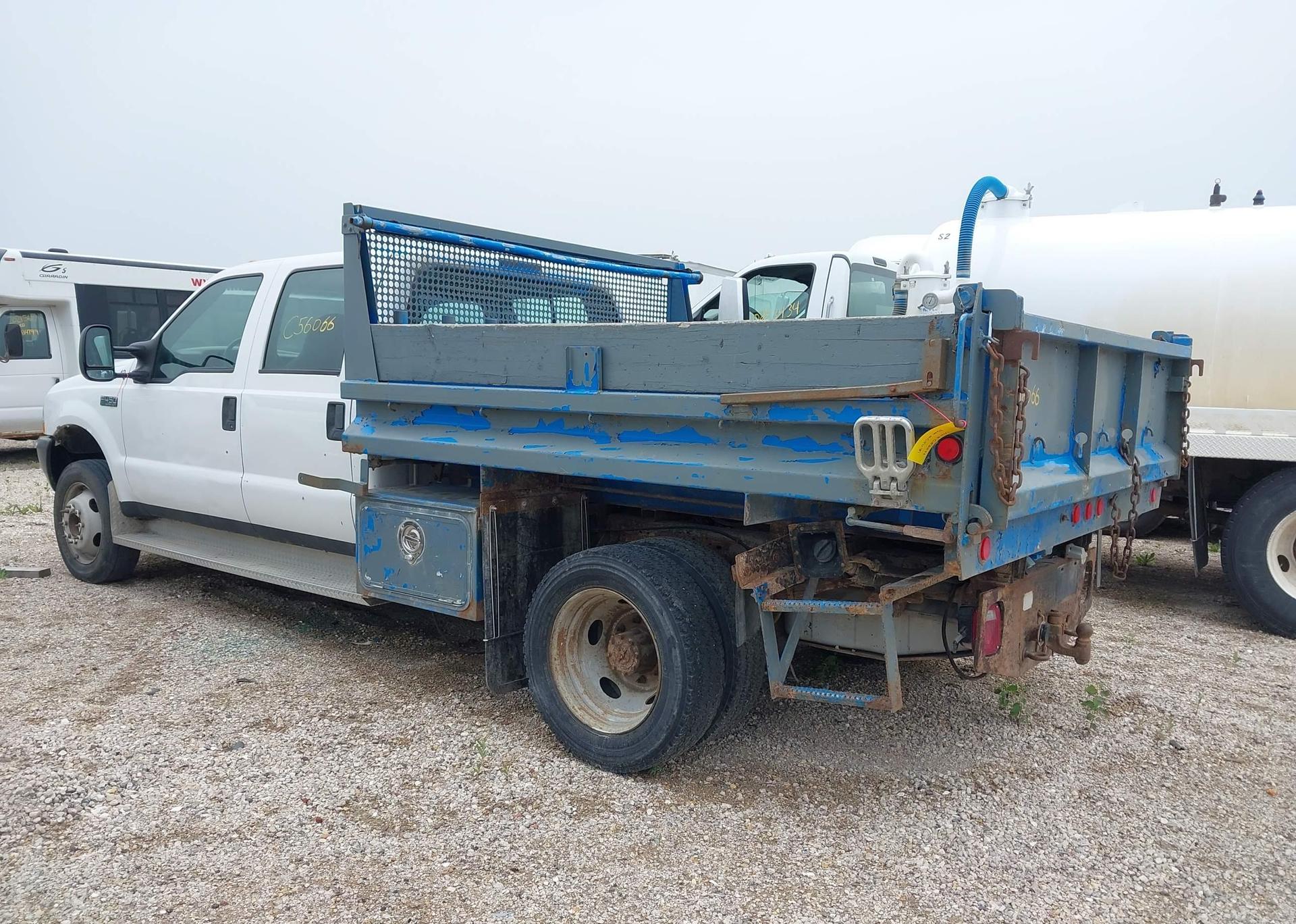 2002 FORD F450 SD XL CREW CAB