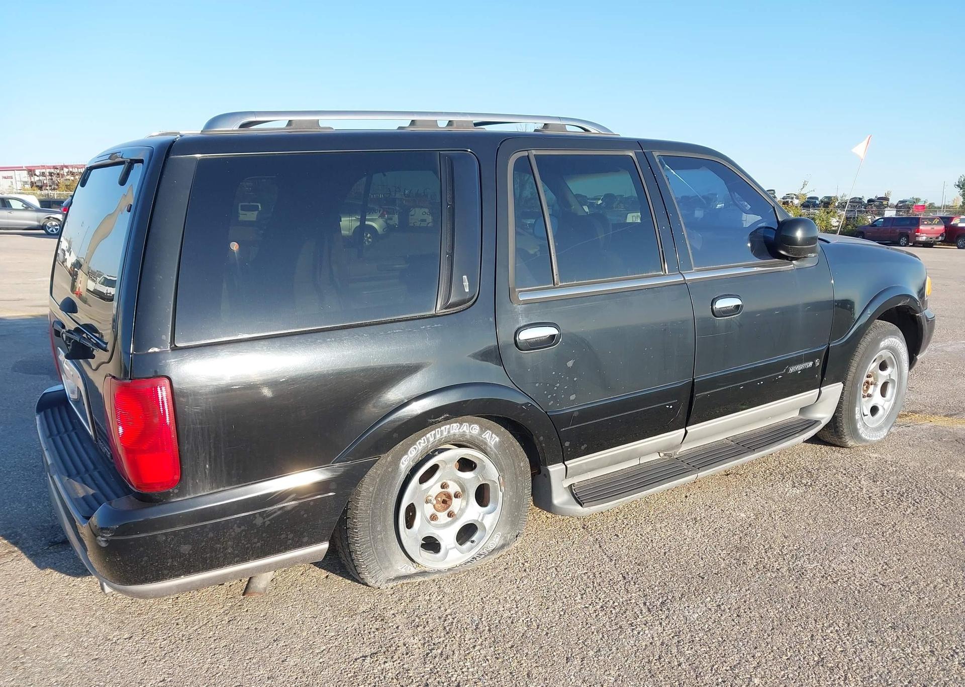 2000 LINCOLN NAVIGATOR