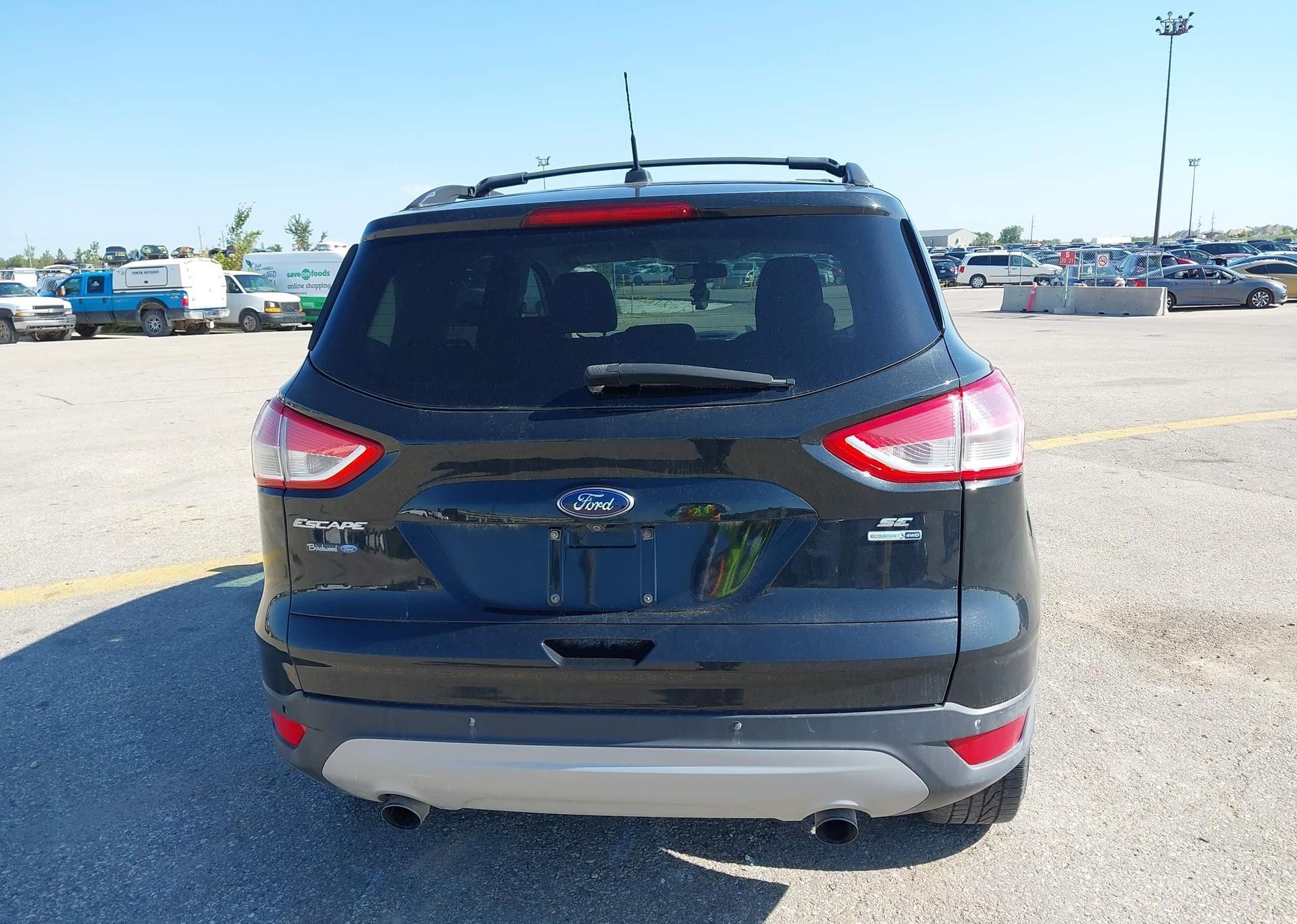 2015 FORD ESCAPE SE