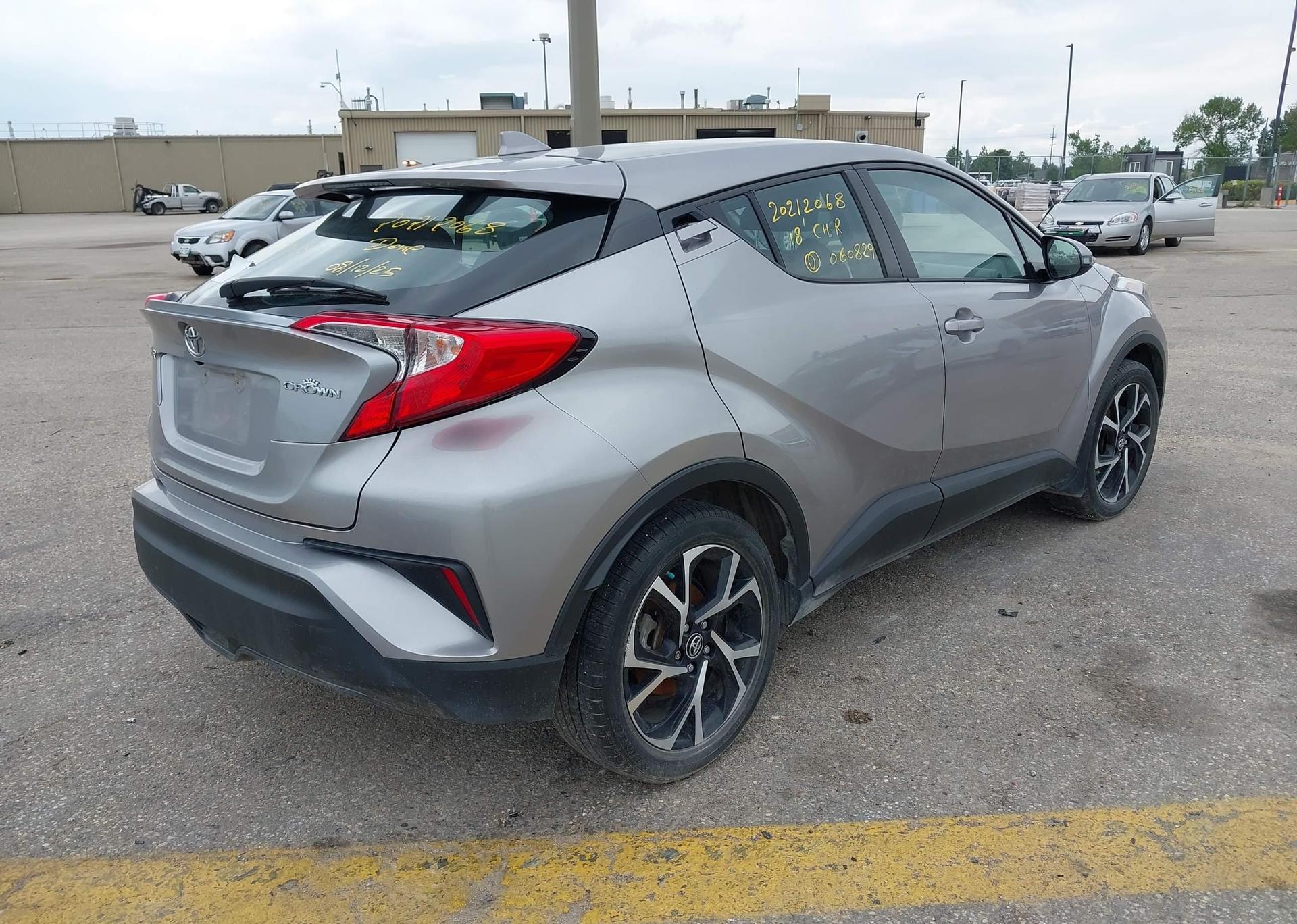 2018 TOYOTA C-HR XLE