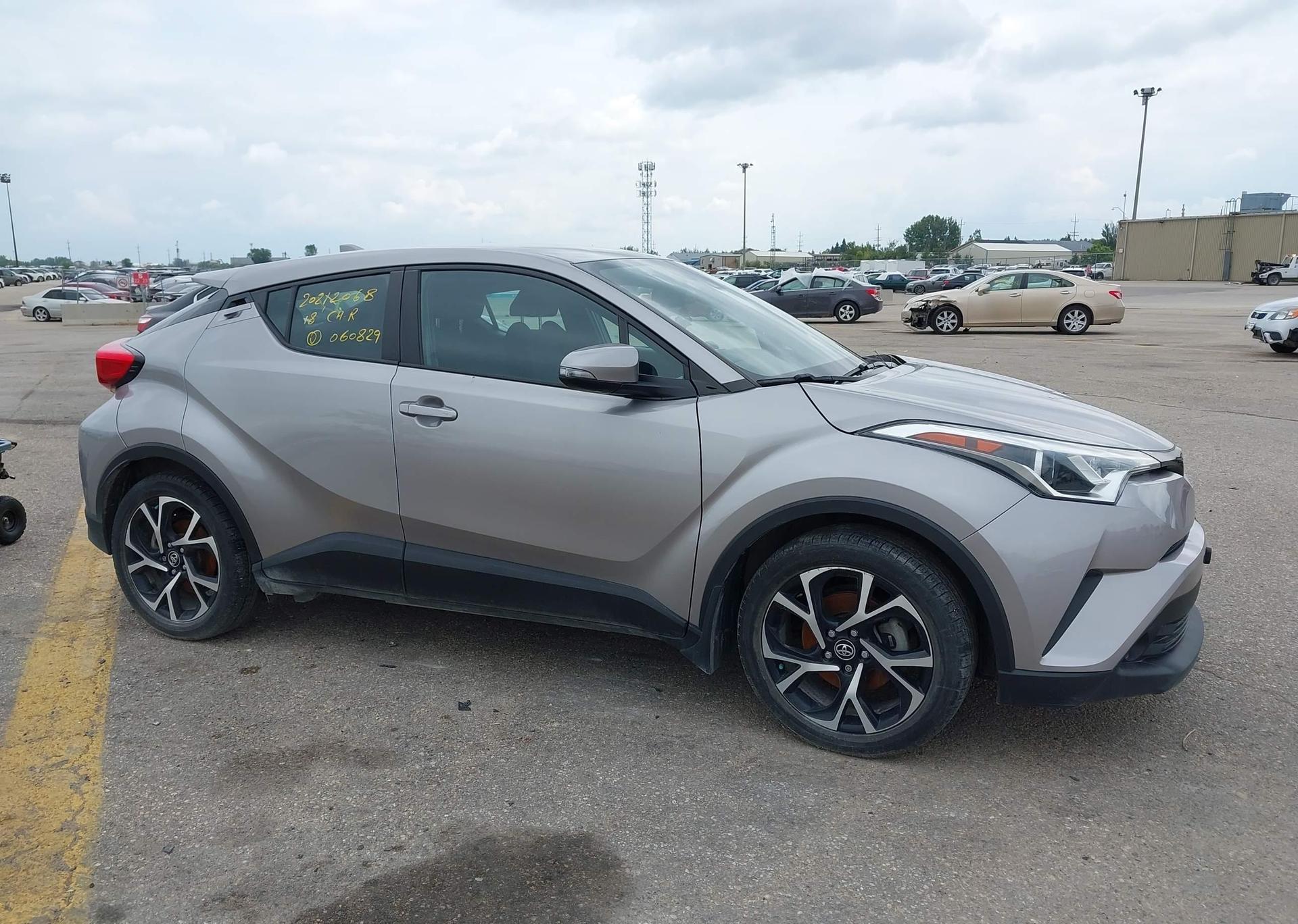 2018 TOYOTA C-HR XLE