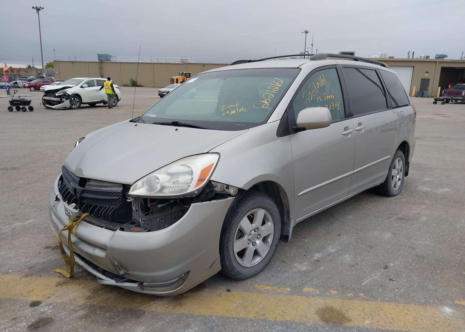 2005 TOYOTA SIENNA CE V6
