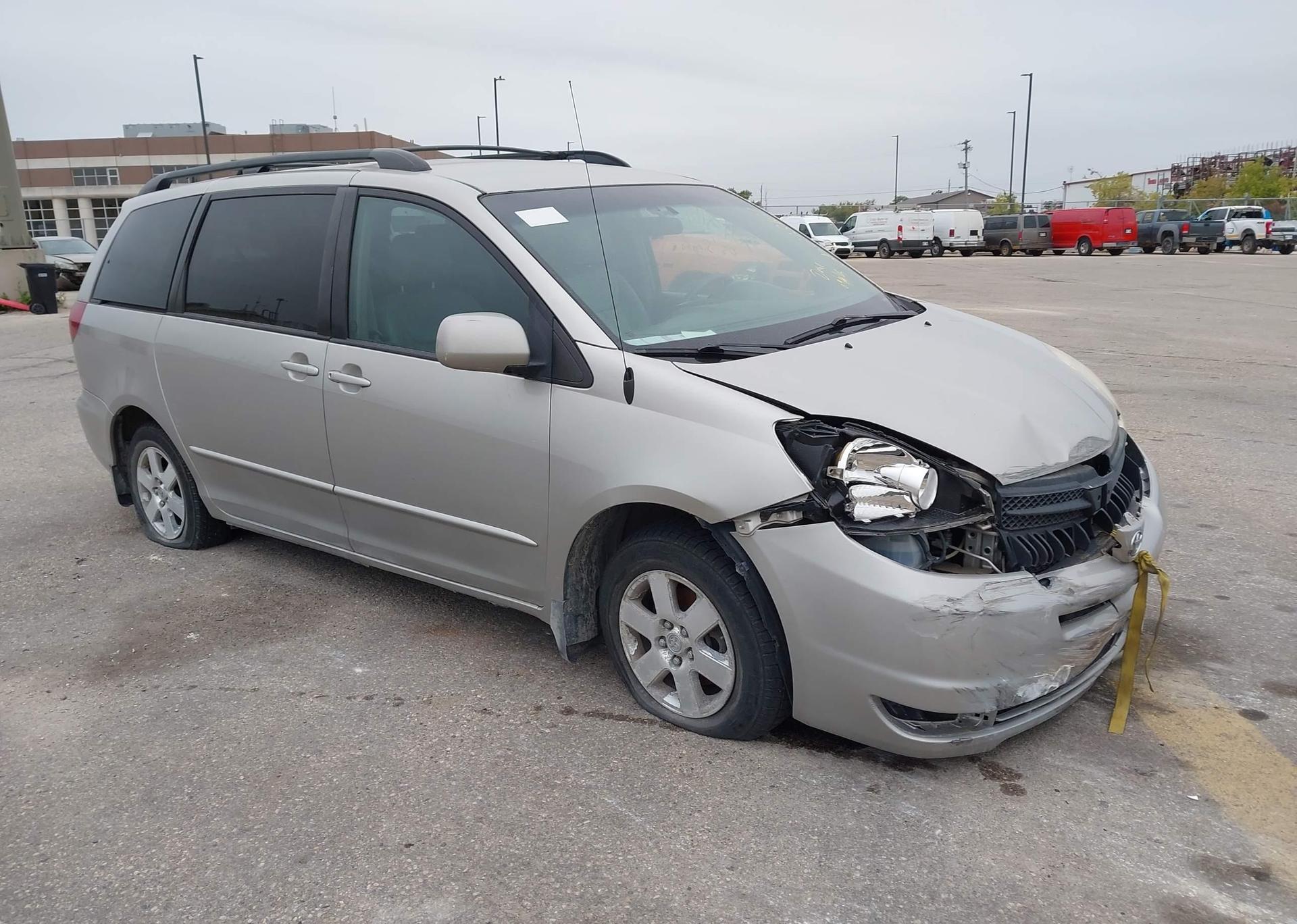 2005 TOYOTA SIENNA CE V6