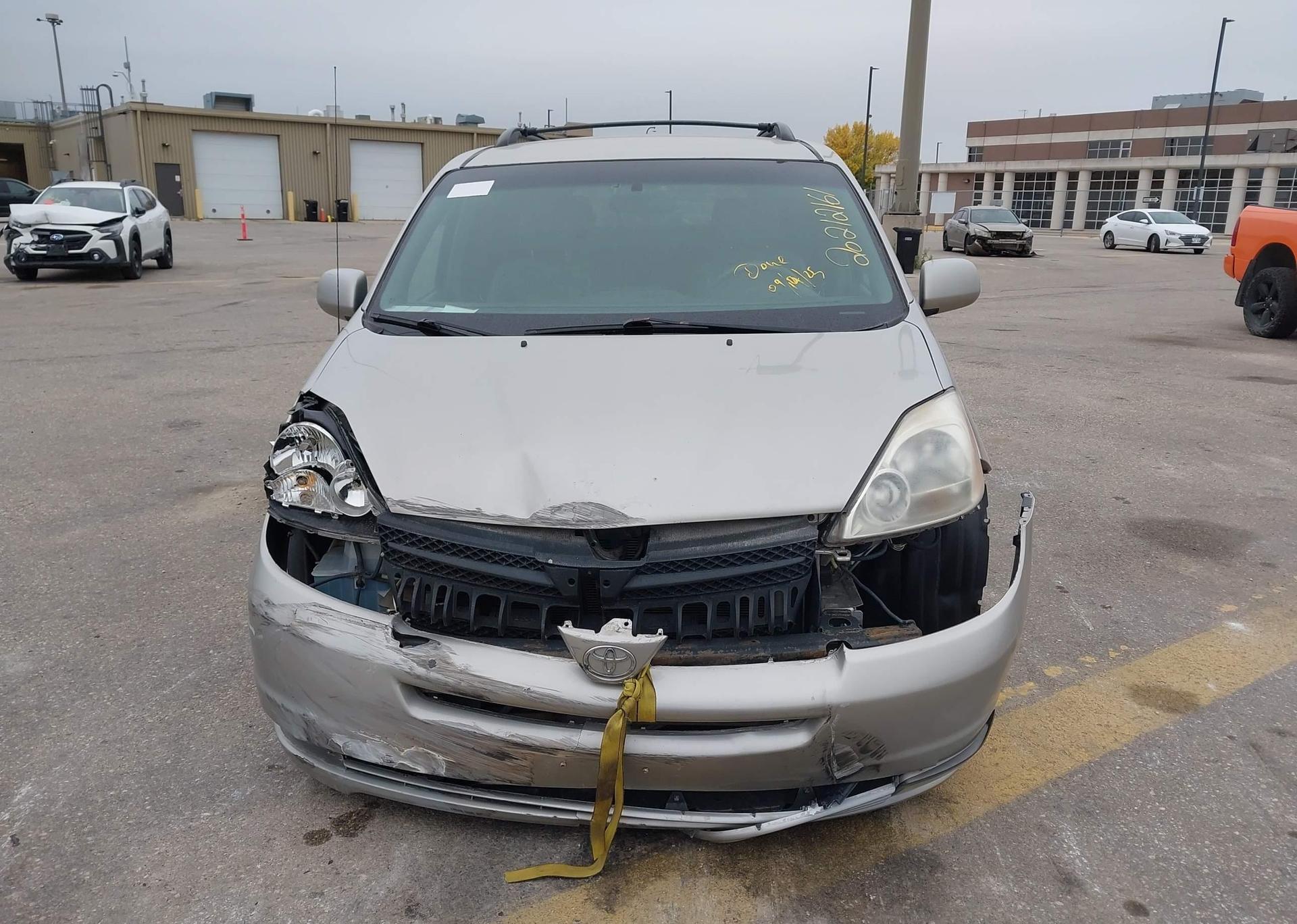 2005 TOYOTA SIENNA CE V6