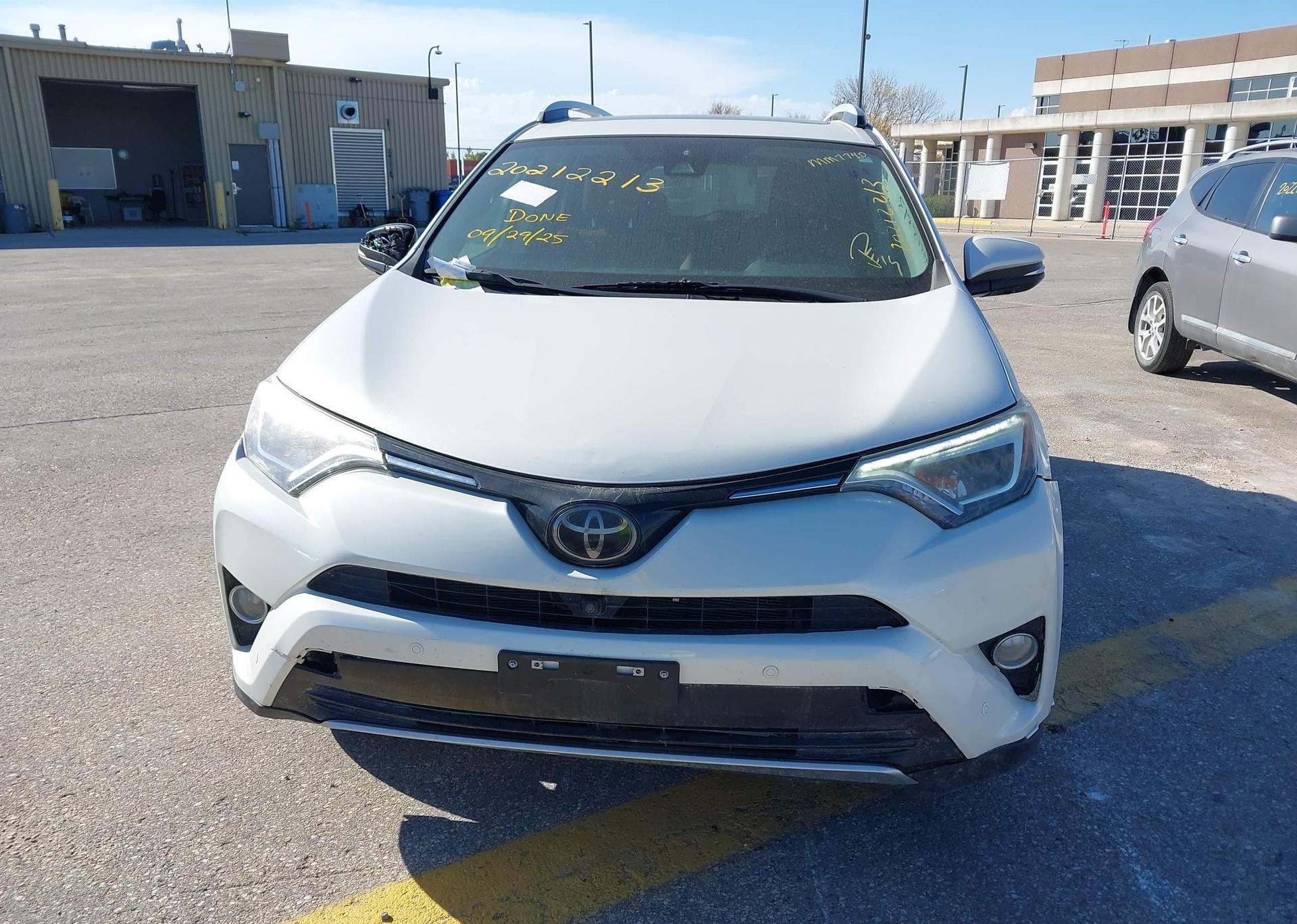 2016 TOYOTA RAV4 LIMITED