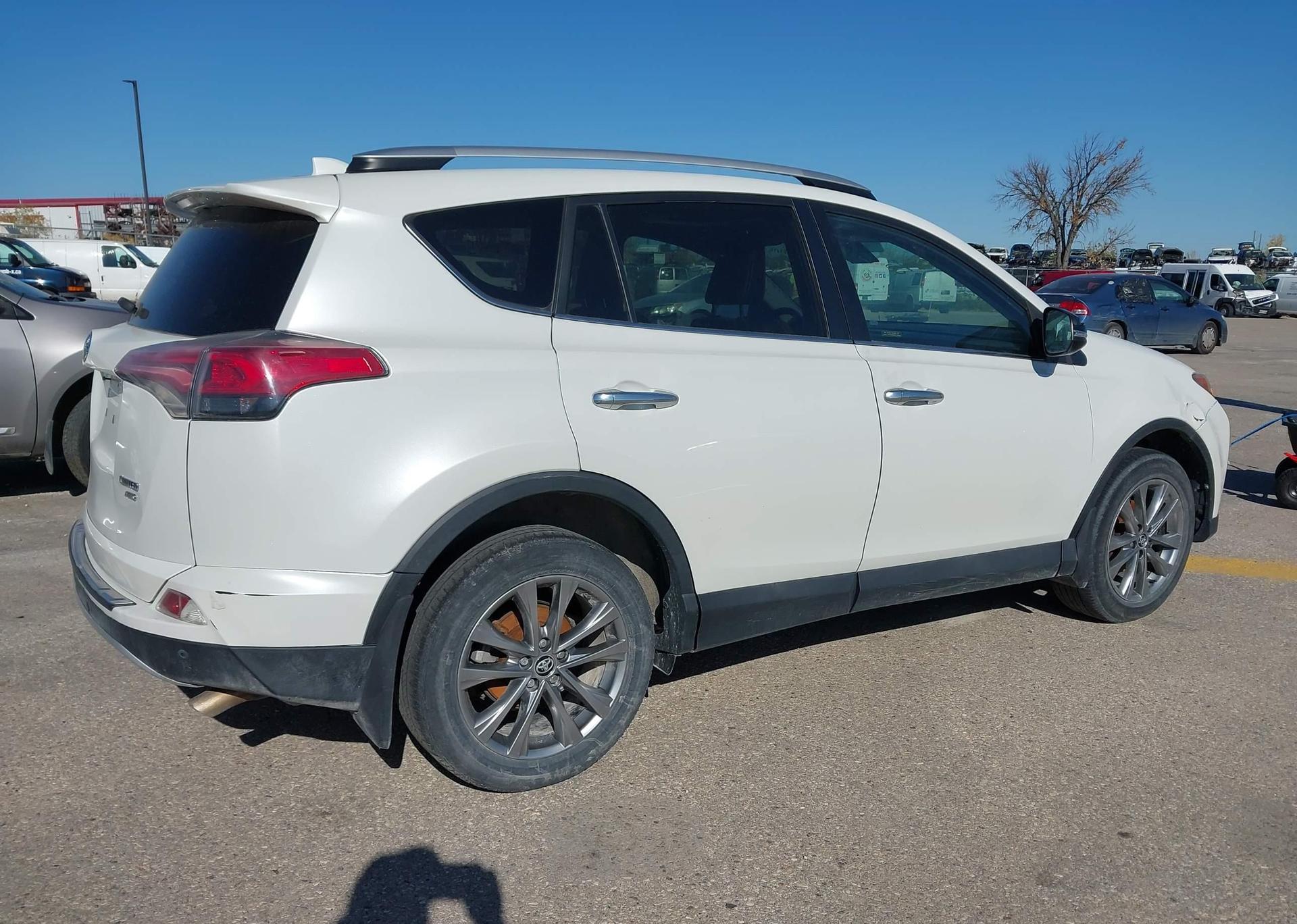 2016 TOYOTA RAV4 LIMITED